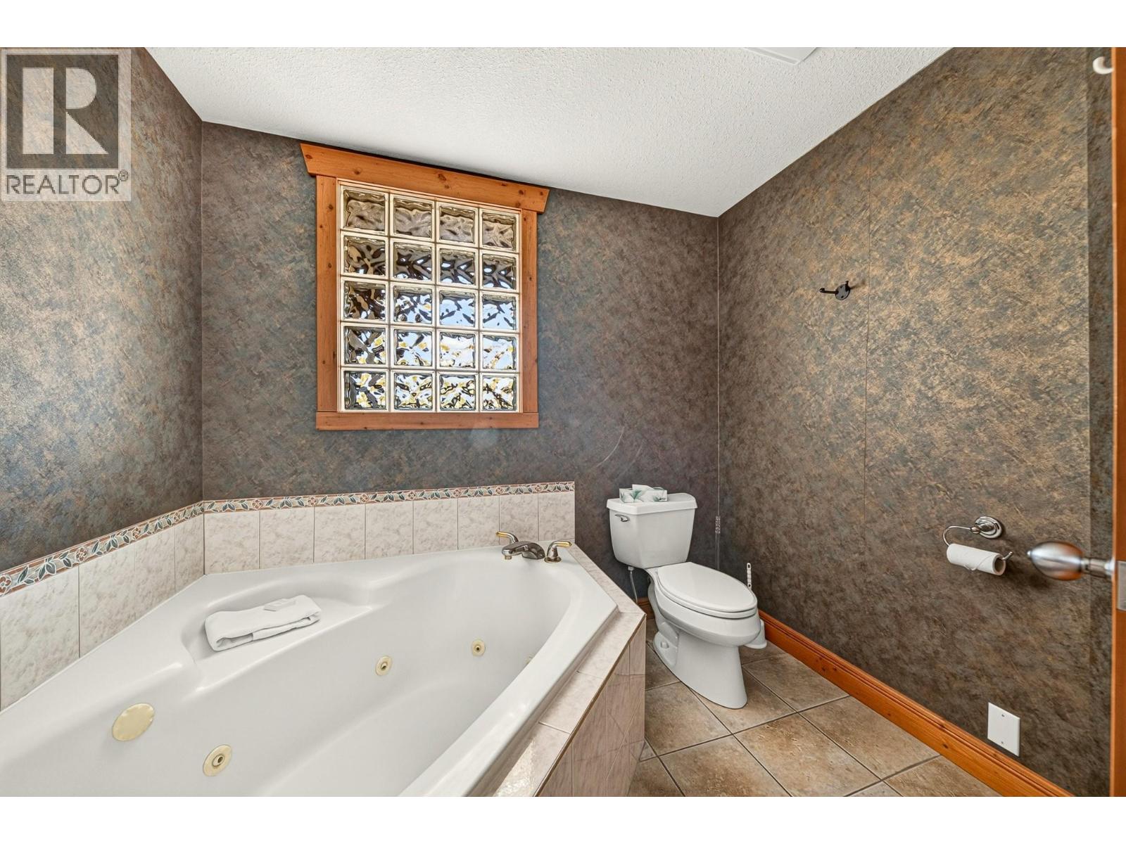 5356 Highline Drive Unit# 3102 A/lcd, Fernie, British Columbia  V0B 1M6 - Photo 35 - 10402255