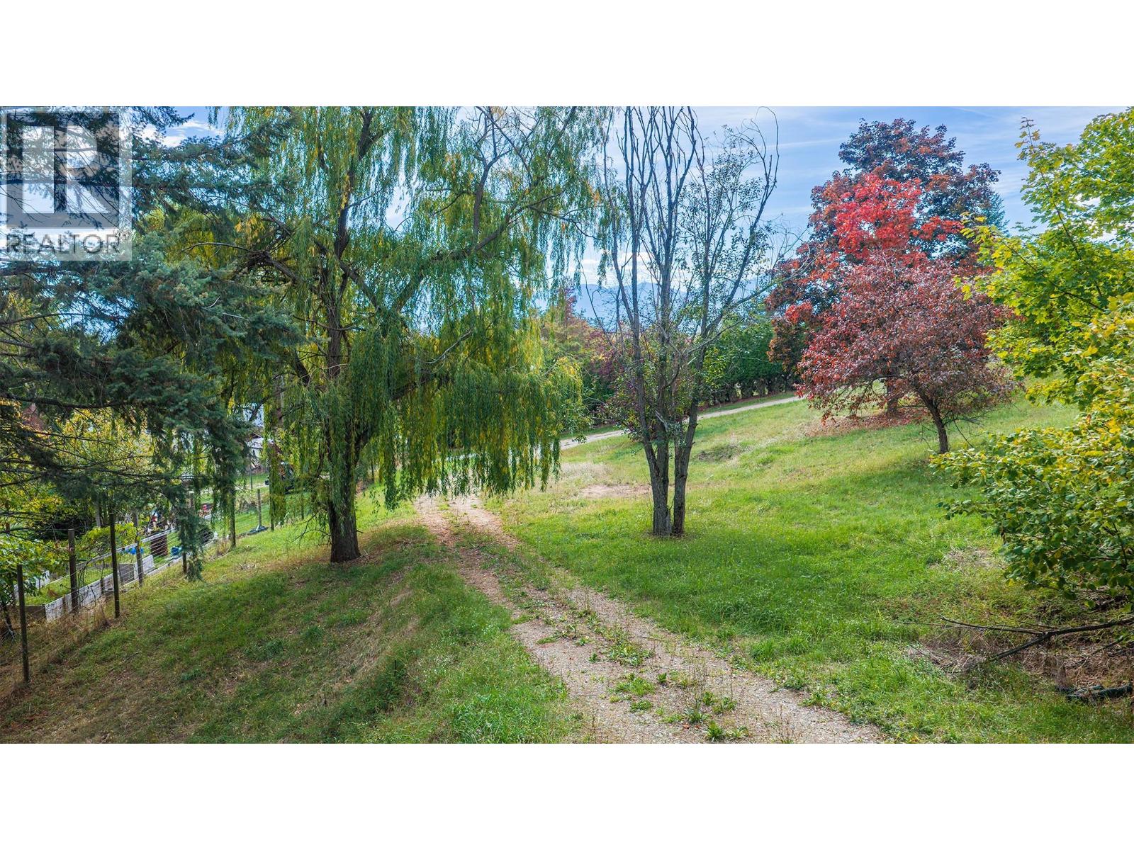 3930 3 Highway, Erickson, British Columbia  V0B 1K0 - Photo 11 - 10403029