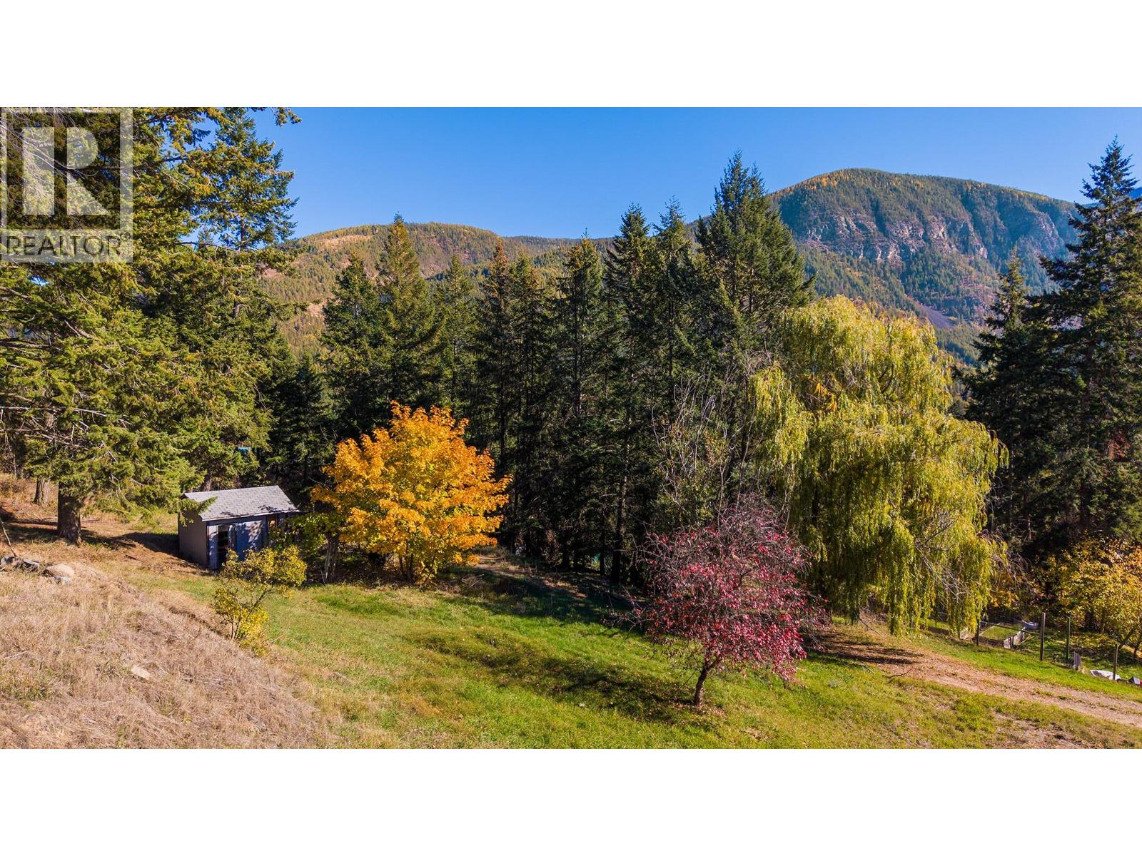 3930 3 Highway, Erickson, British Columbia  V0B 1K0 - Photo 3 - 10403029
