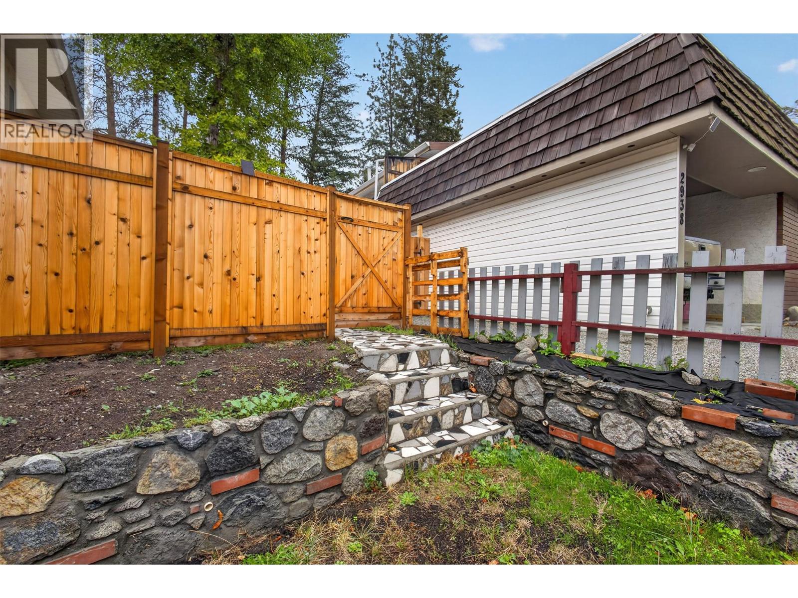2942 Mcallister Road, West Kelowna, British Columbia  V4T 1G8 - Photo 46 - 10402146