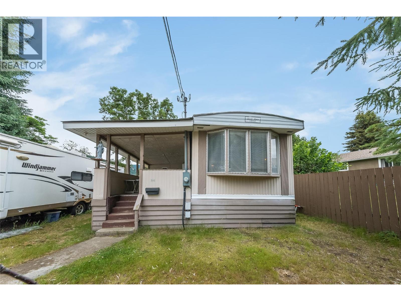 304 103 Street, Castlegar, British Columbia  V1N 3G2 - Photo 31 - 10403051