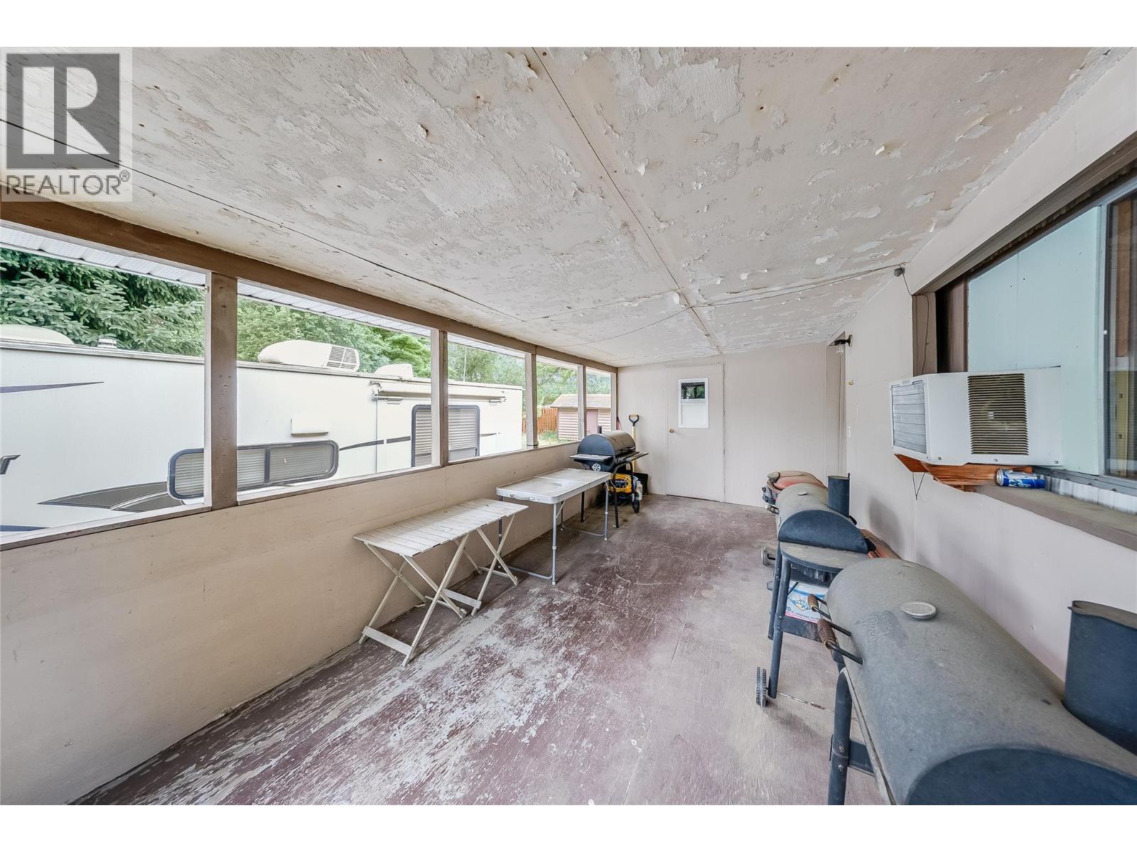 304 103 Street, Castlegar, British Columbia  V1N 3G2 - Photo 41 - 10403051