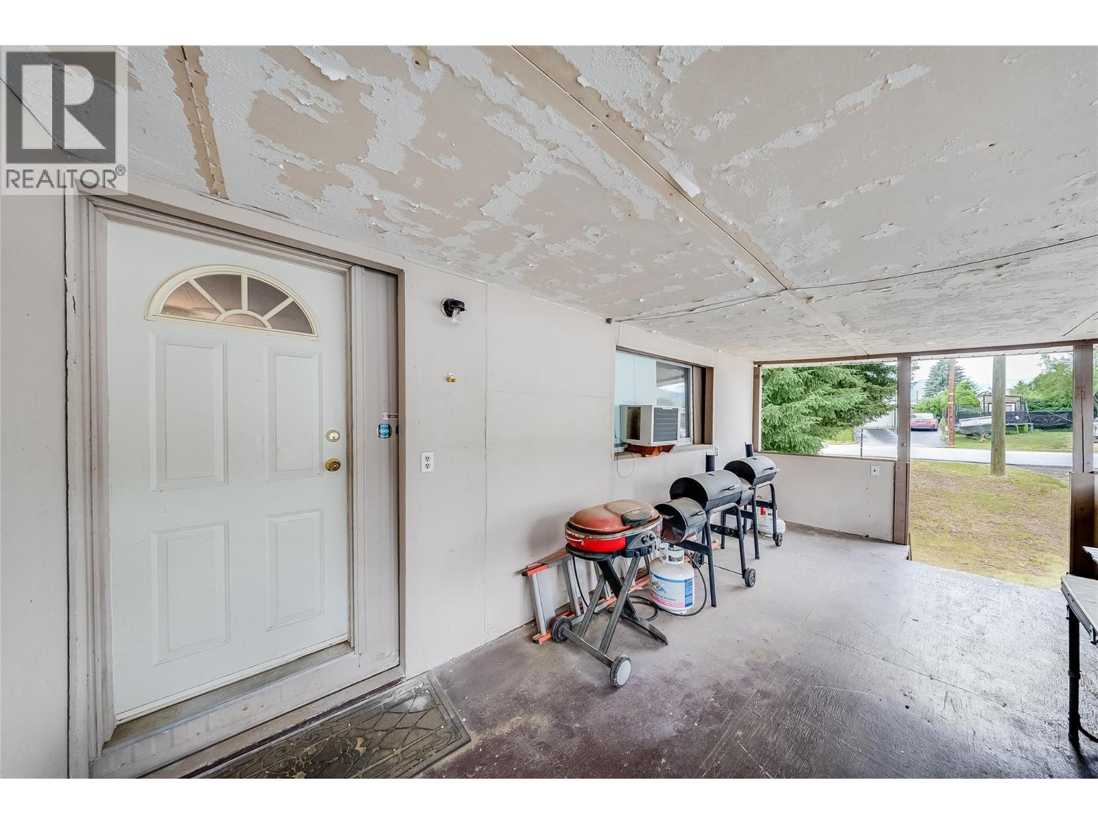 304 103 Street, Castlegar, British Columbia  V1N 3G2 - Photo 42 - 10403051