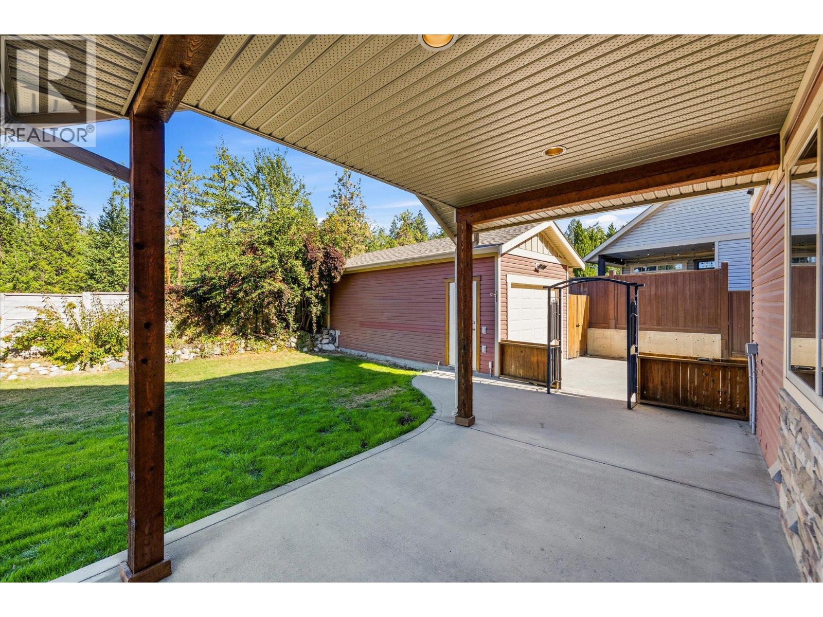 922 Paret Crescent, Kelowna, British Columbia  V1W 4X8 - Photo 15 - 10402861