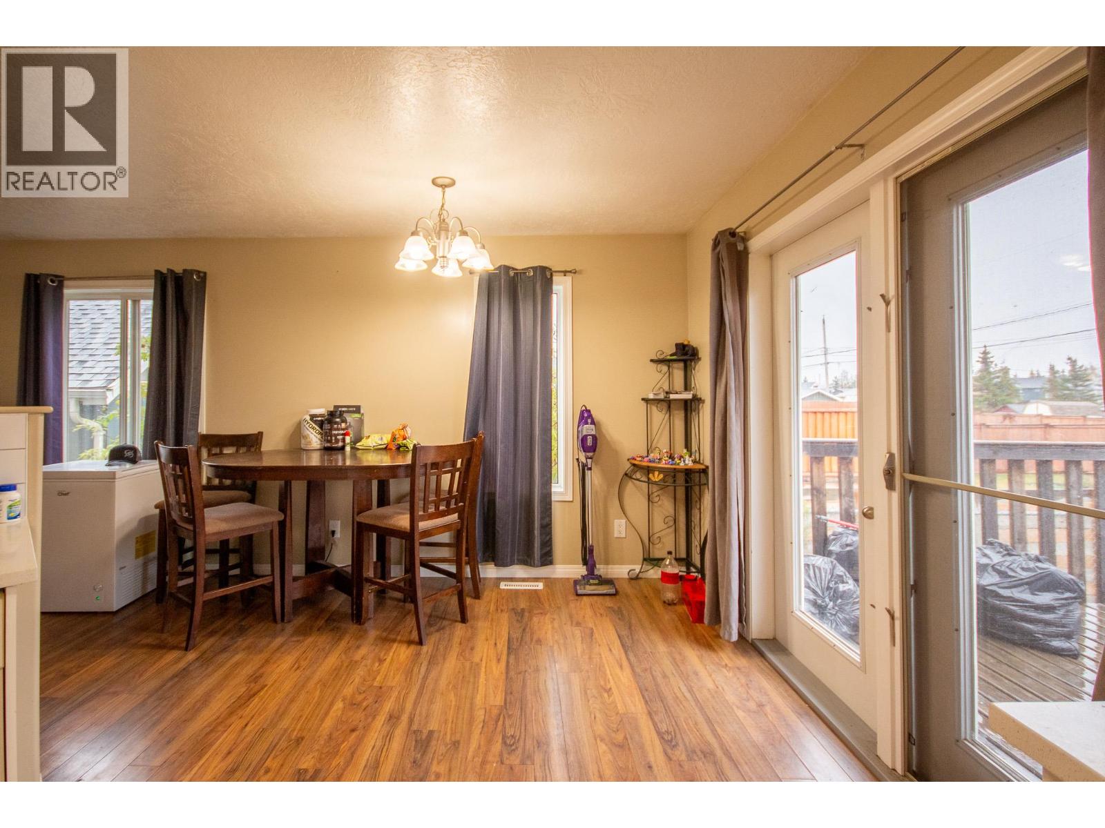 1637 100 Avenue, Dawson Creek, British Columbia  V1G 1X3 - Photo 4 - 10403058