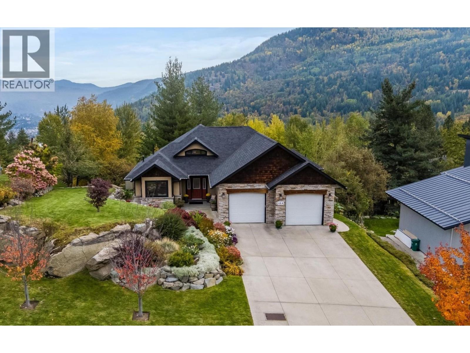 464 Whitman Way, Warfield, British Columbia  V1R 4T9 - Photo 1 - 10402962
