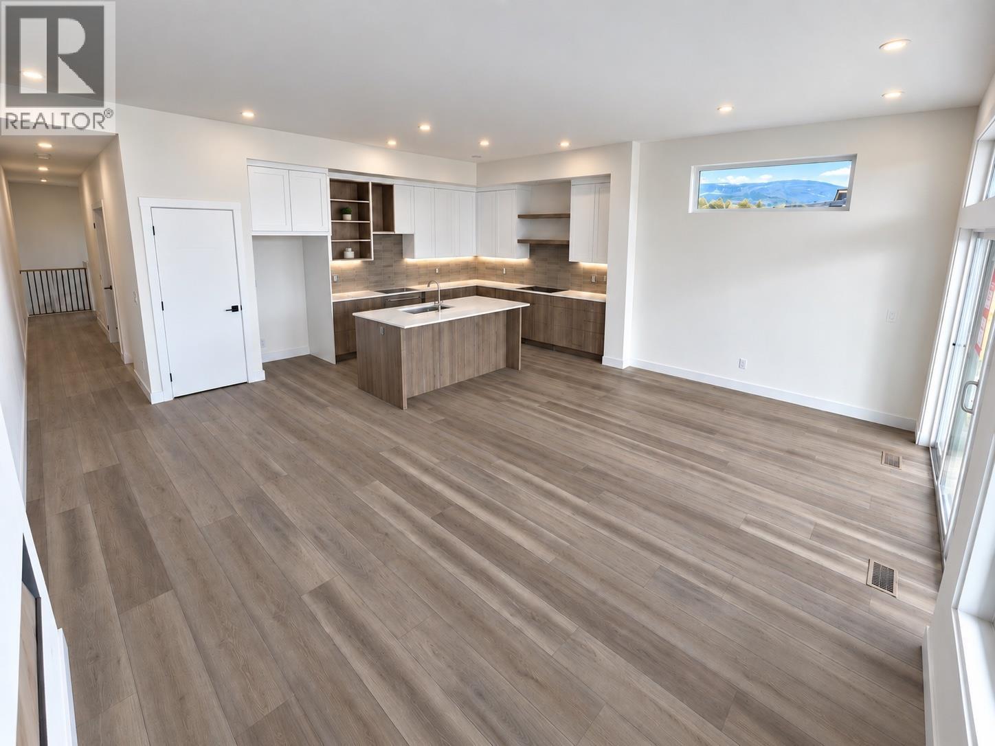 3746 Morningside Drive, West Kelowna, British Columbia  V4T 0B1 - Photo 3 - 10402749