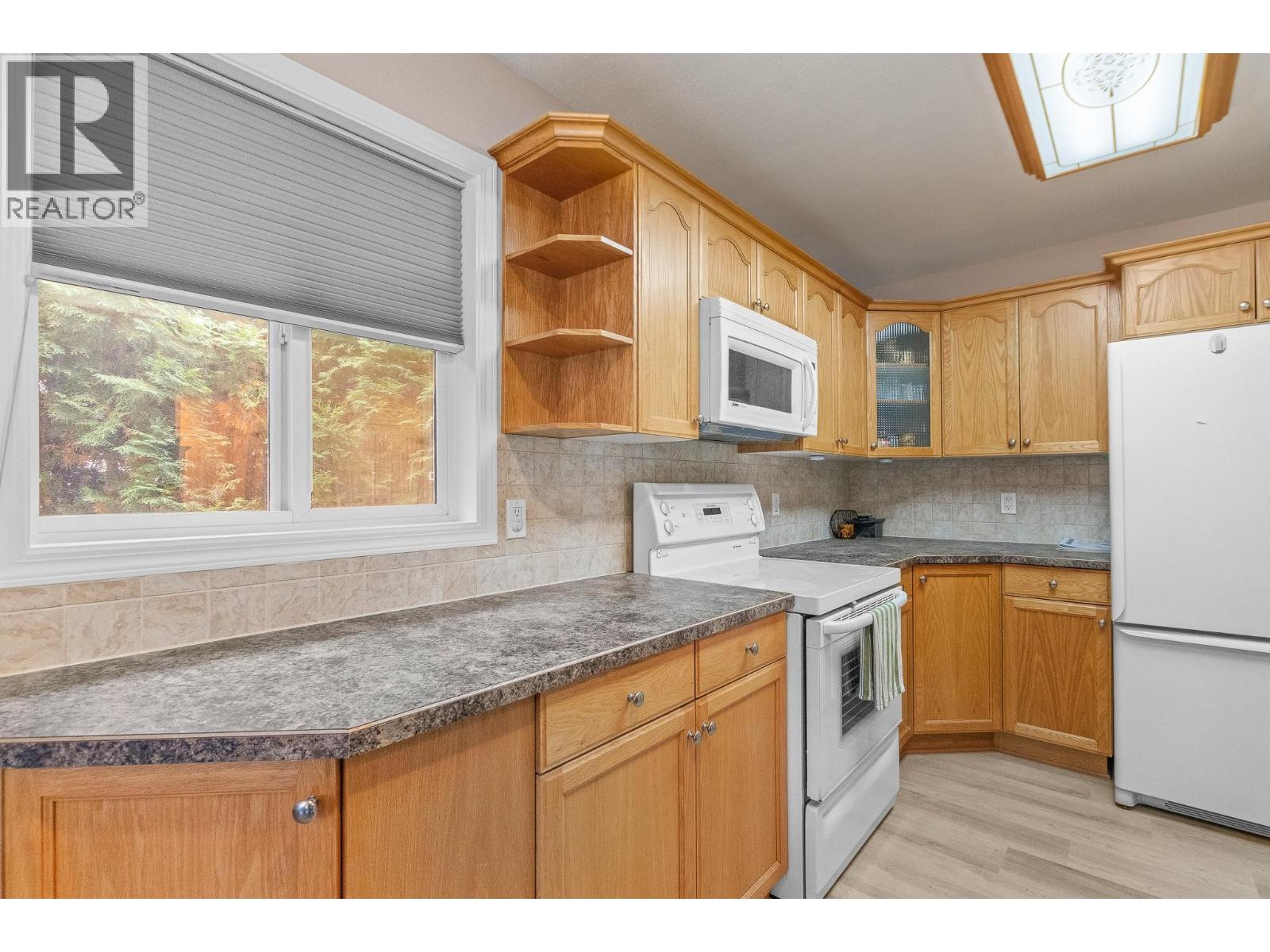 801 20 Street Ne Unit# 18 Lot# 18, Salmon Arm, British Columbia  V1E 2R7 - Photo 10 - 10402808