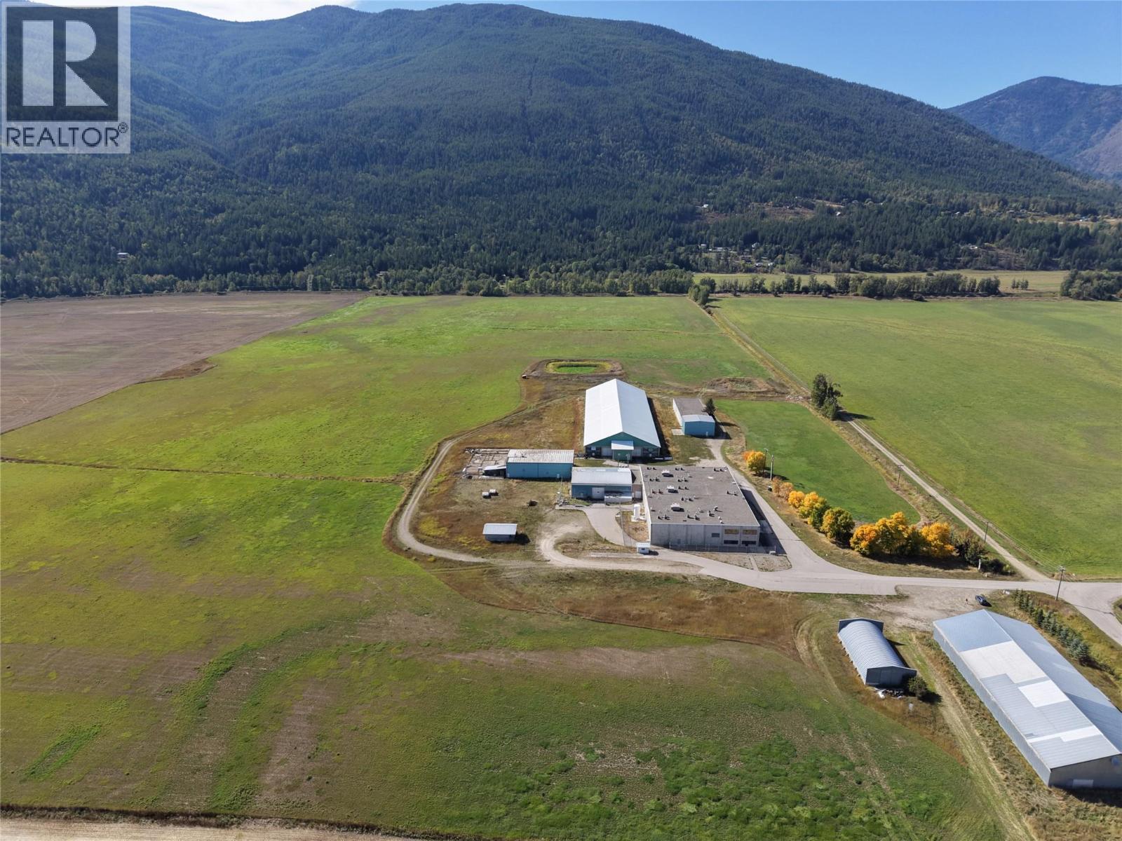 896 Reclamation Road, Creston, British Columbia  V0B 1G7 - Photo 2 - 10401257