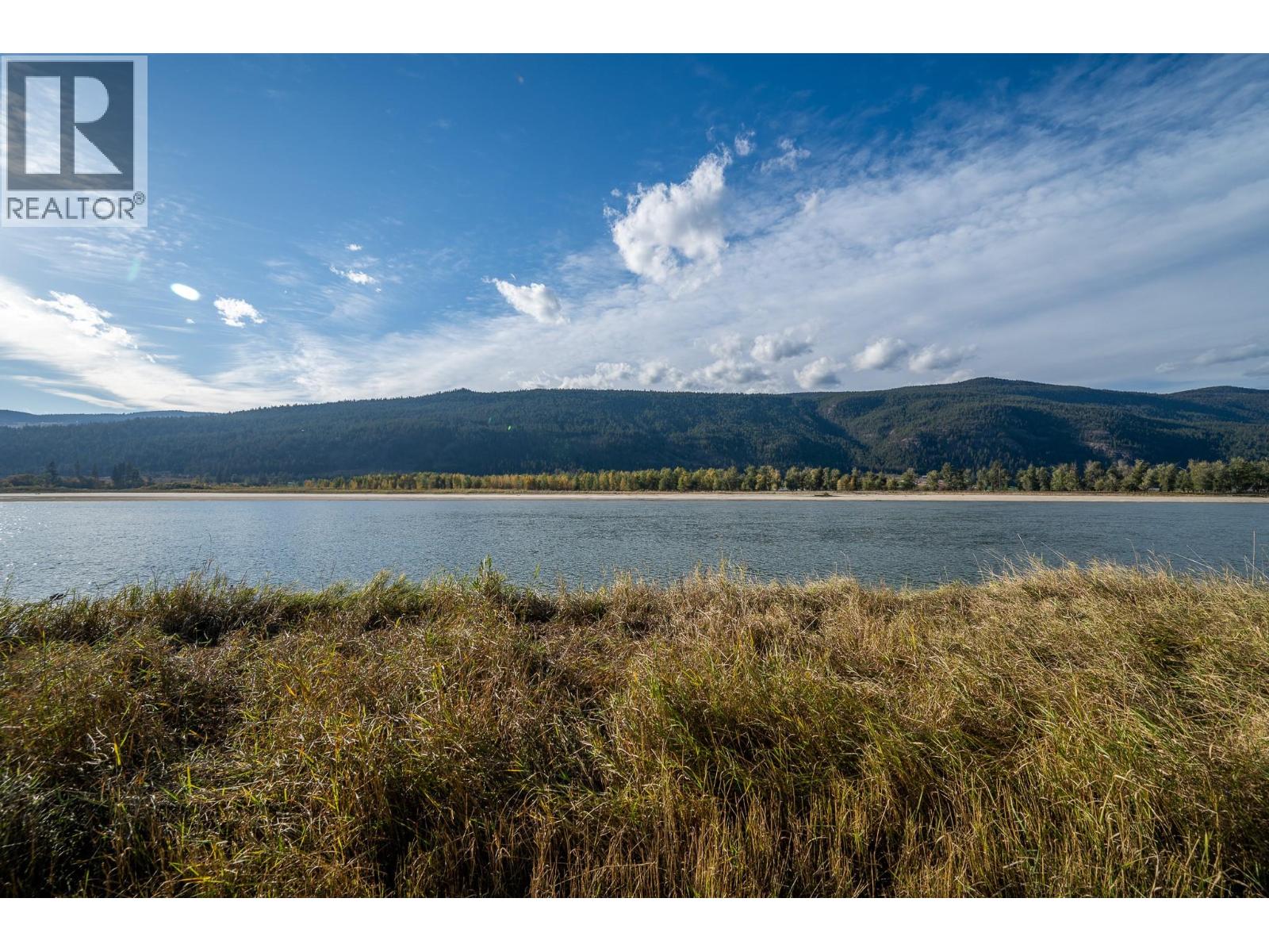 7941 Yellowhead Highway, Kamloops, British Columbia  V0E 1Z2 - Photo 22 - 10403062
