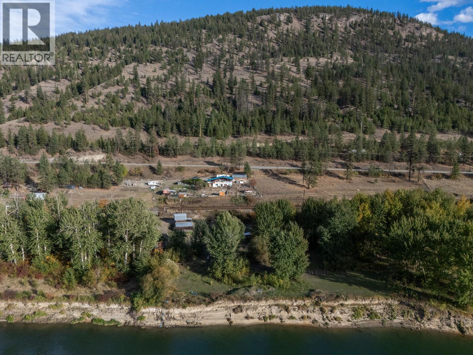 7941 Yellowhead Highway, Kamloops, British Columbia  V0E 1Z2 - Photo 29 - 10403062