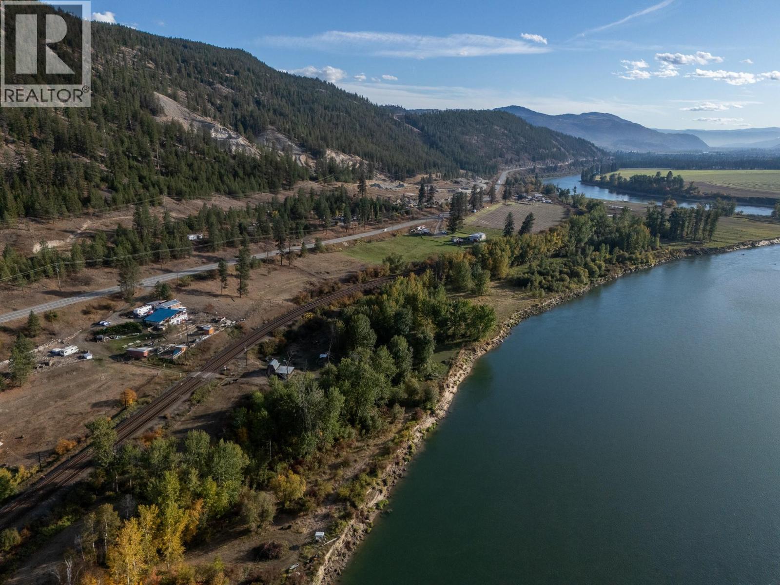 7941 Yellowhead Highway, Kamloops, British Columbia  V0E 1Z2 - Photo 31 - 10403062
