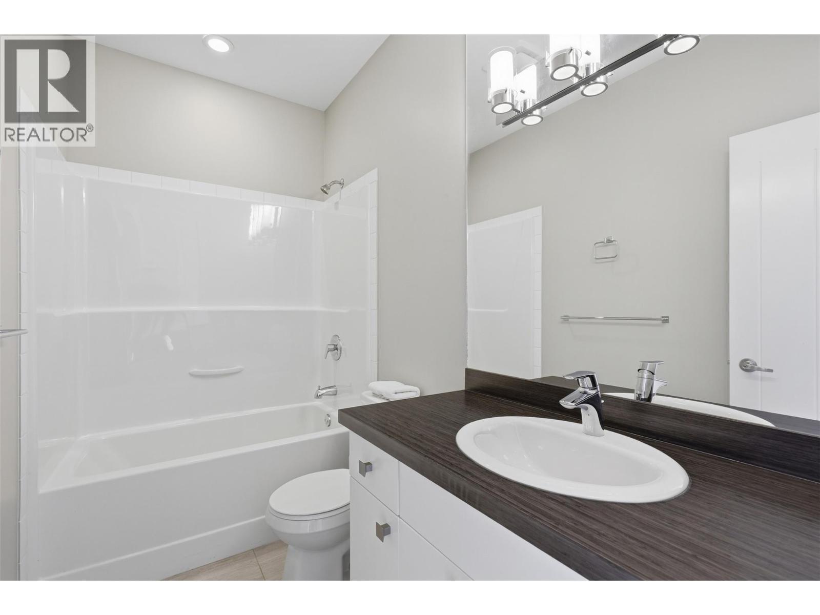 1939 Coldwater Drive Unit# 106, Kamloops, British Columbia  V2E 0B3 - Photo 29 - 10402649