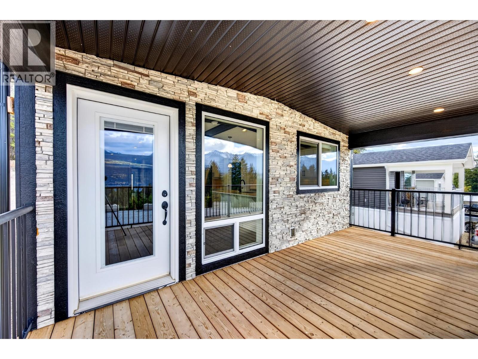470 Reflection Lake Road Unit# 46, Golden, British Columbia  V0A 1H6 - Photo 8 - 10403068