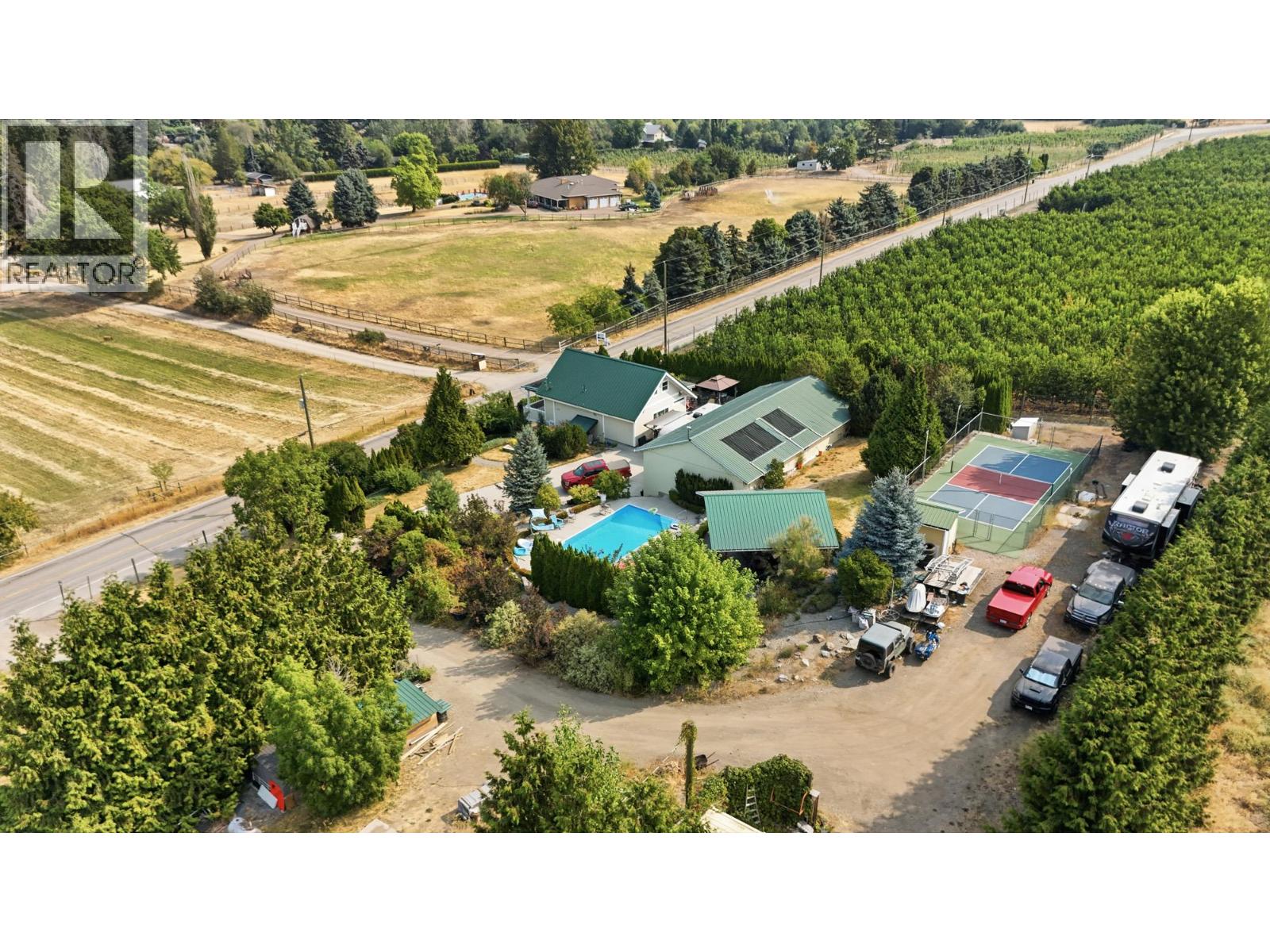 10610 Coldstream Creek Road, Coldstream, British Columbia  V1B 1C9 - Photo 4 - 10403078