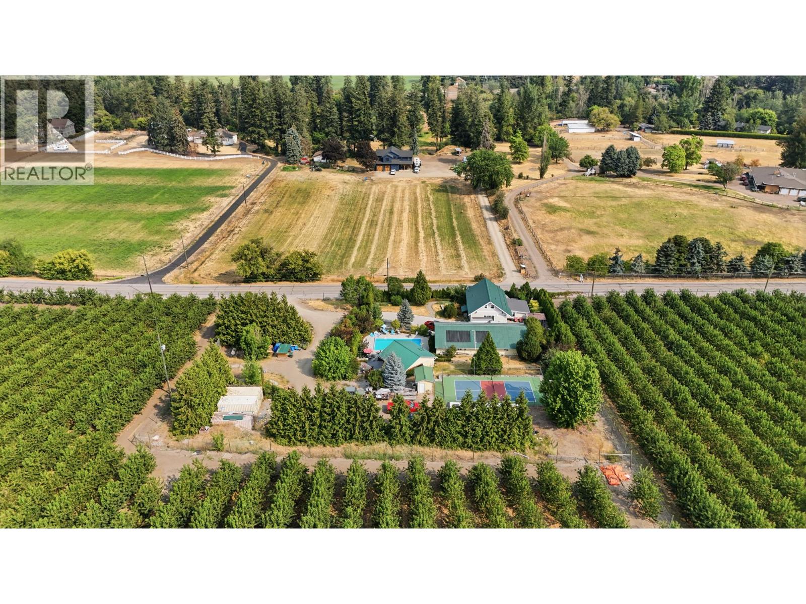 10610 Coldstream Creek Road, Coldstream, British Columbia  V1B 1C9 - Photo 6 - 10403078