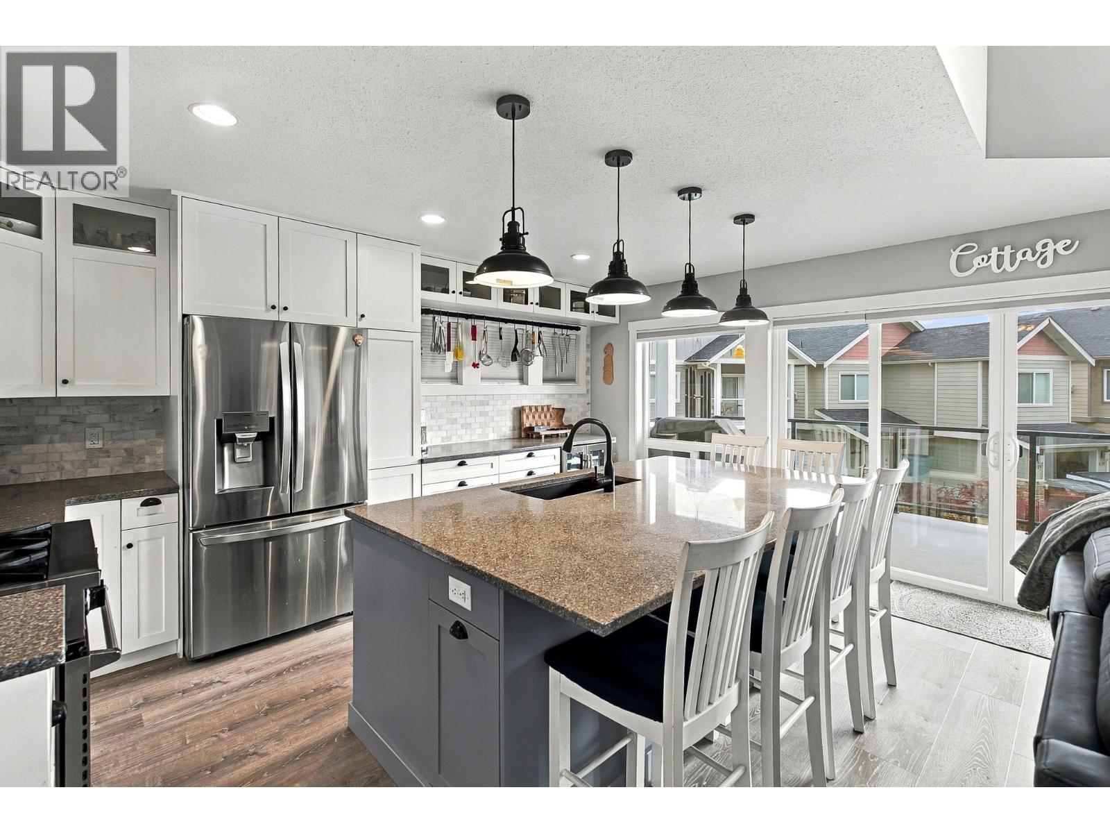 6976 Terazona Drive, Kelowna, British Columbia  V1Z 3R8 - Photo 10 - 10402886