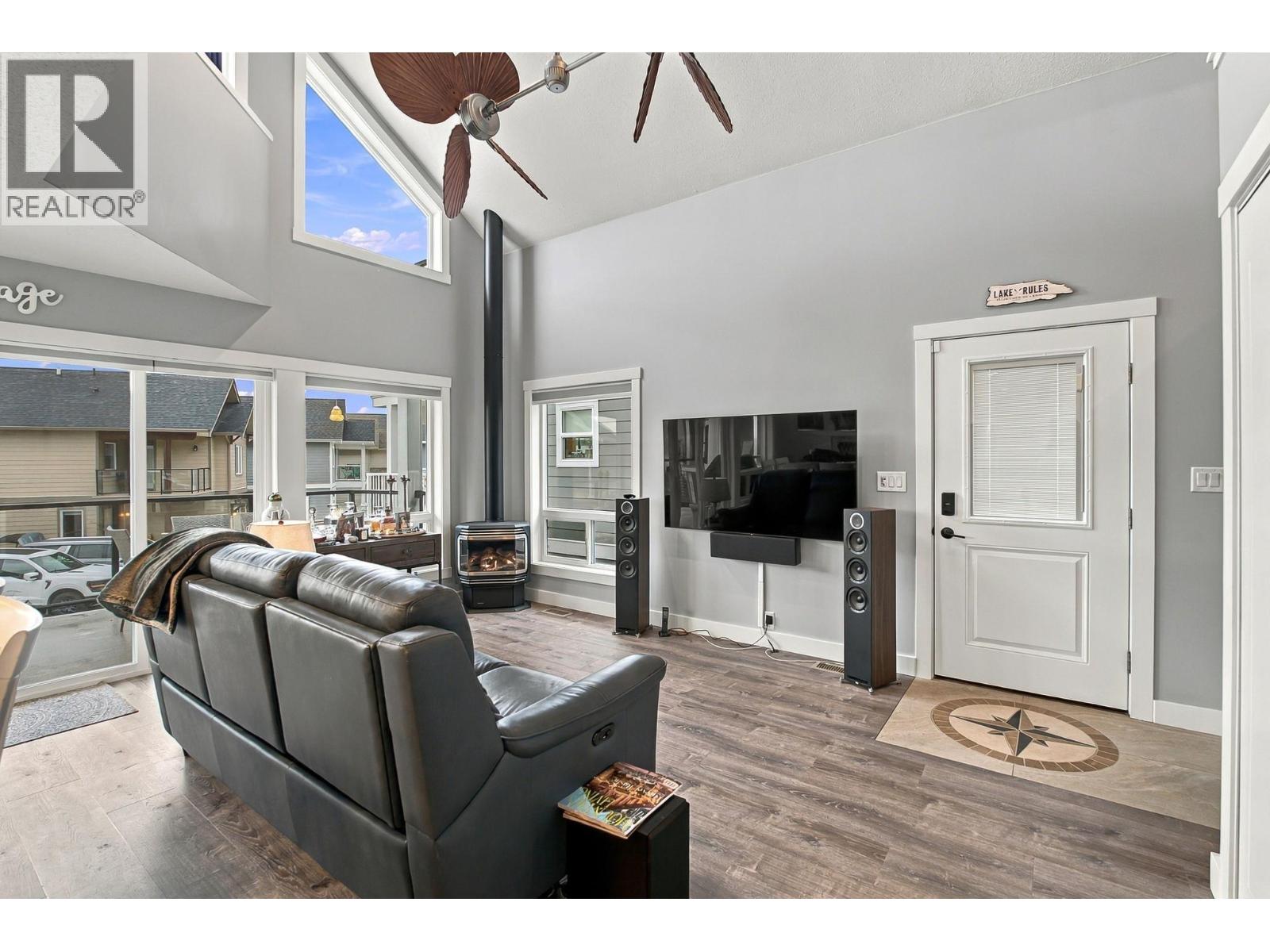 6976 Terazona Drive, Kelowna, British Columbia  V1Z 3R8 - Photo 7 - 10402886