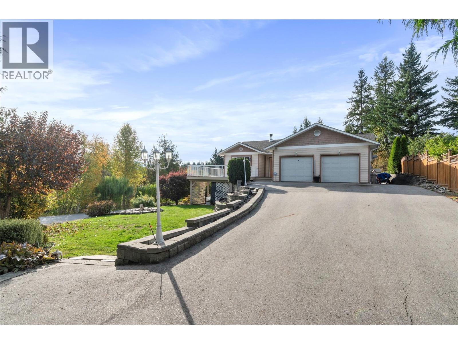 2248 Ta Lana Trail, Sorrento, British Columbia  V0E 2W2 - Photo 60 - 10402616
