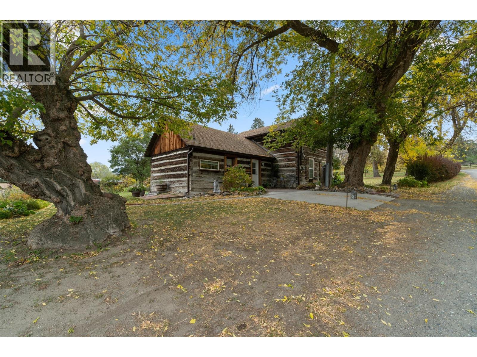 6725 Barnhartvale Road, Kamloops, British Columbia  V2C 6V7 - Photo 1 - 10402561