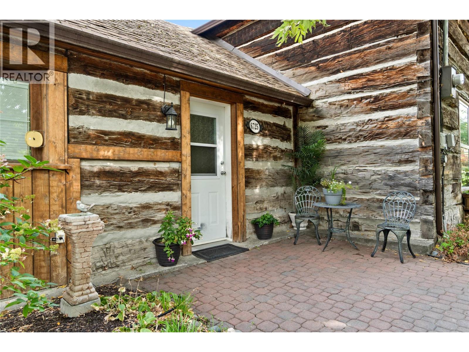 6725 Barnhartvale Road, Kamloops, British Columbia  V2C 6V7 - Photo 4 - 10402561