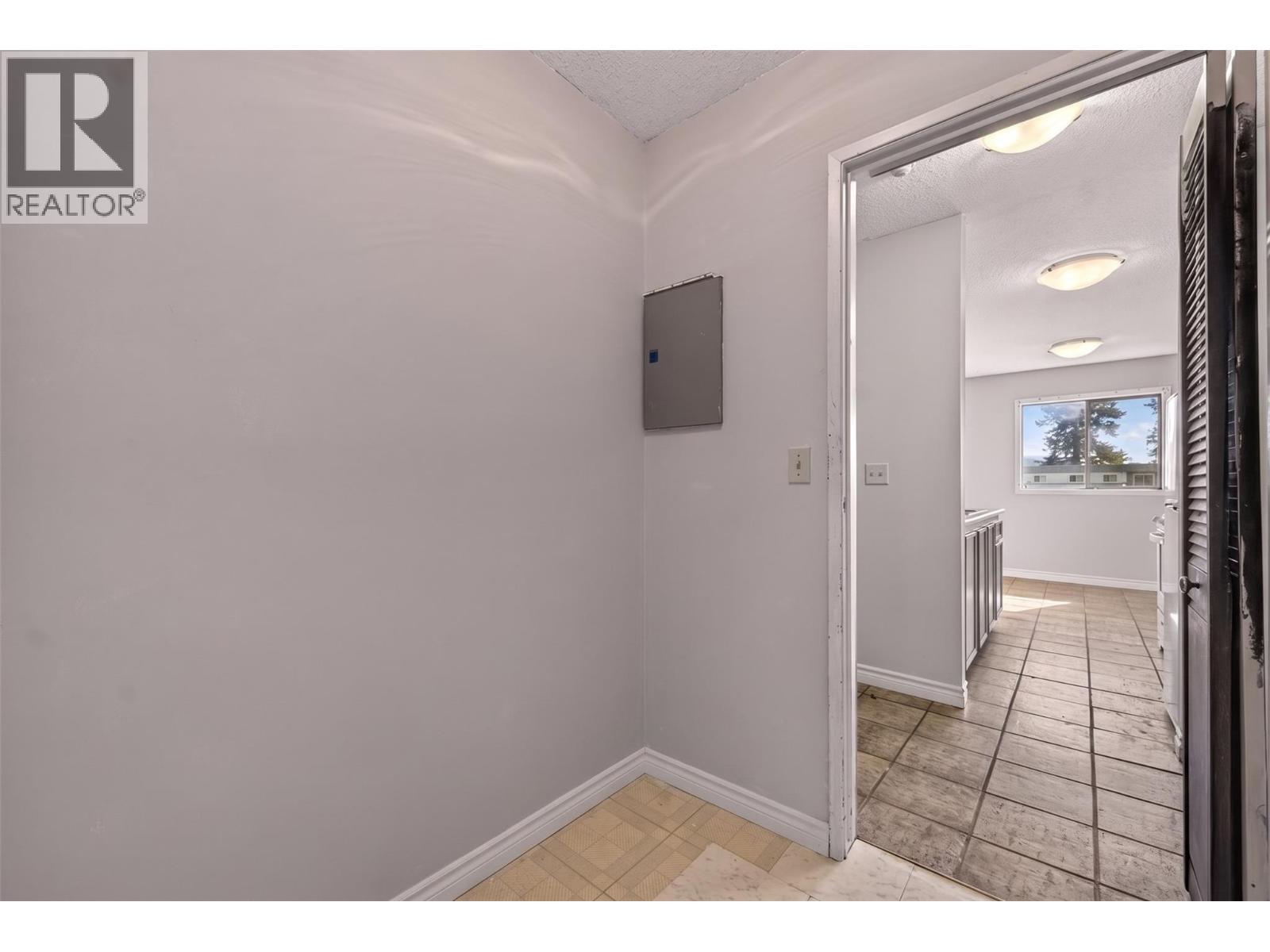 150 Skaha Place Unit# 413, Penticton, British Columbia  V2A 7K1 - Photo 12 - 10402999