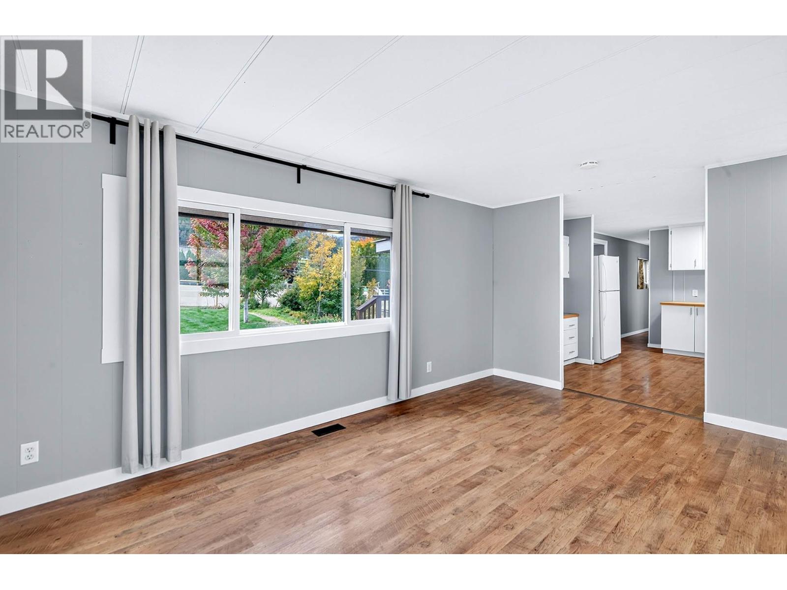 1299 Pinegrove Road, Kamloops, British Columbia  V2C 6V6 - Photo 14 - 10402953