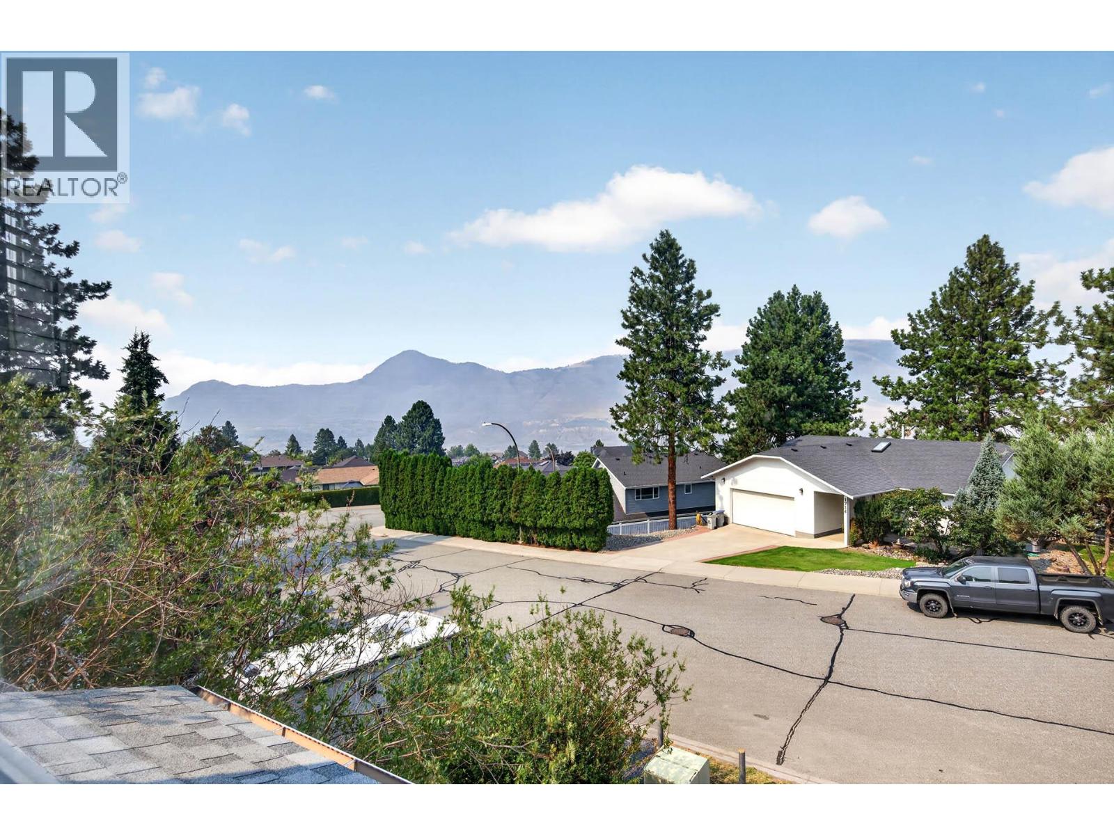 1725 Coldwater Drive, Kamloops, British Columbia  V2E 2R3 - Photo 2 - 10403045