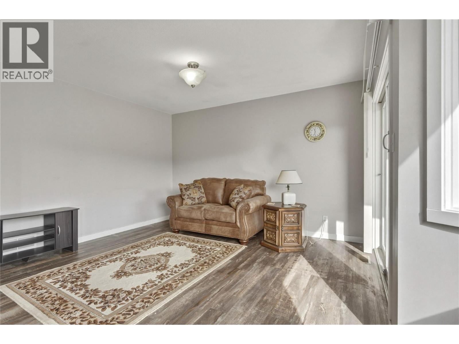 317 3rd Street, Vernon, British Columbia  V1H 1Z1 - Photo 12 - 10402894