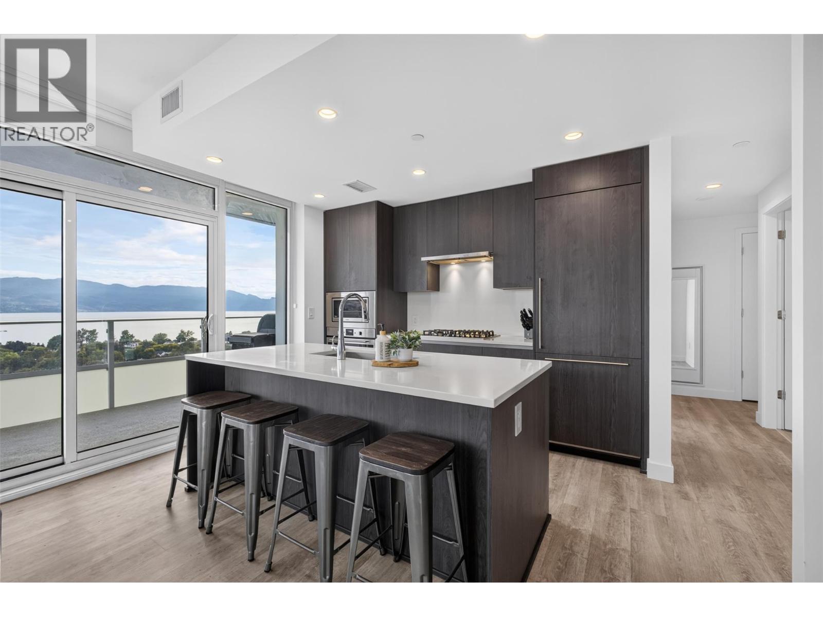 1626 Water Street Unit# 1804, Kelowna, British Columbia  V1Y 0N7 - Photo 1 - 10402147