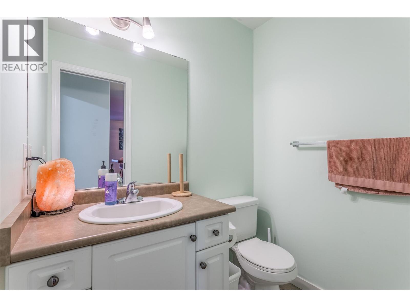 705 Stoltz Court, Kelowna, British Columbia  V1X 7X7 - Photo 16 - 10402852