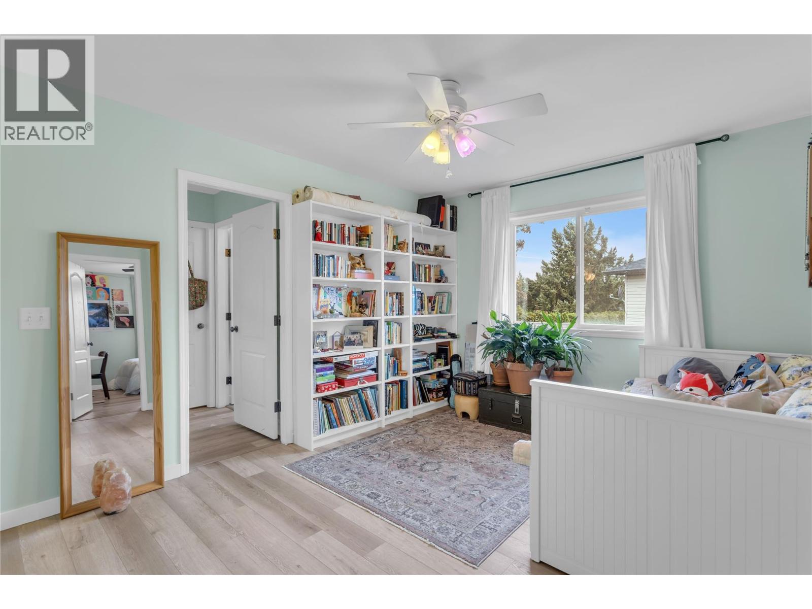 705 Stoltz Court, Kelowna, British Columbia  V1X 7X7 - Photo 17 - 10402852