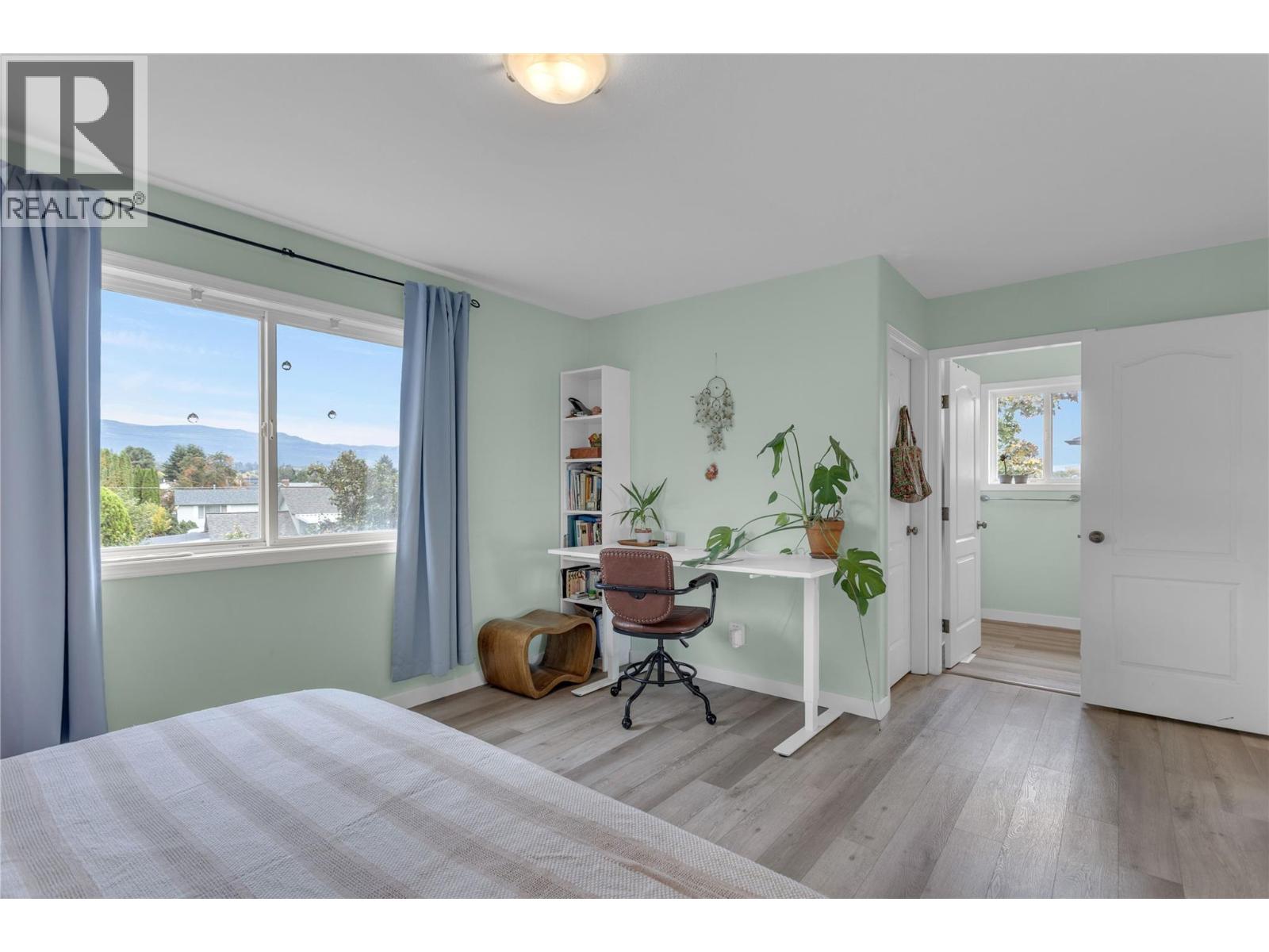 705 Stoltz Court, Kelowna, British Columbia  V1X 7X7 - Photo 20 - 10402852
