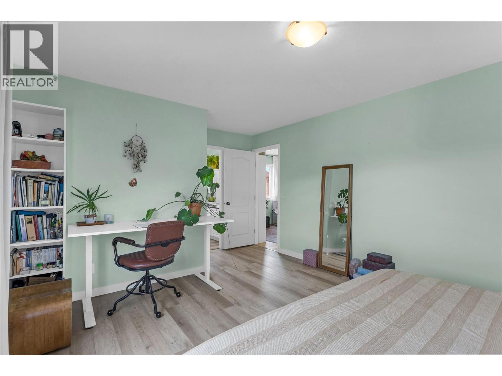 705 Stoltz Court, Kelowna, British Columbia  V1X 7X7 - Photo 21 - 10402852