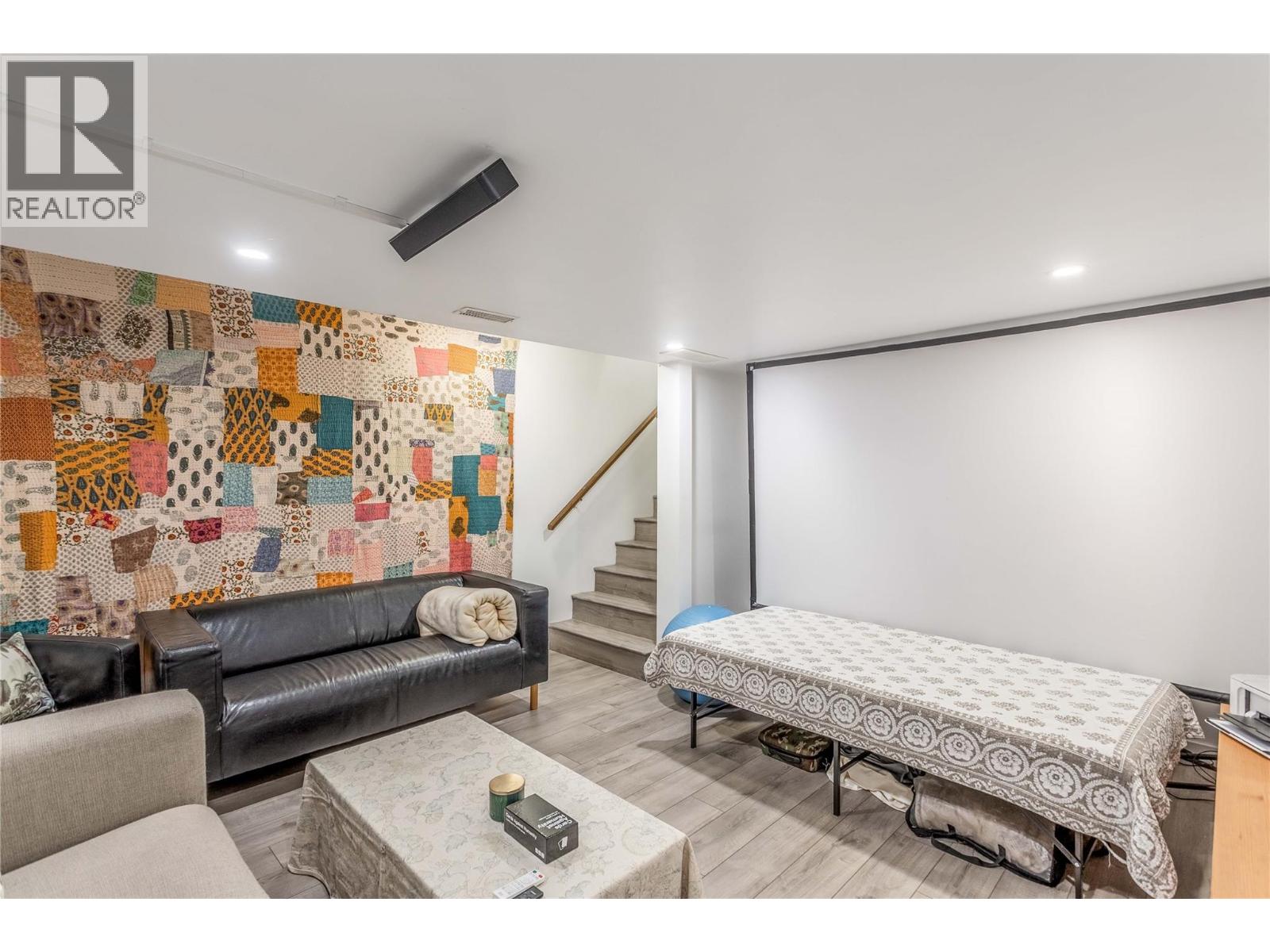 705 Stoltz Court, Kelowna, British Columbia  V1X 7X7 - Photo 29 - 10402852