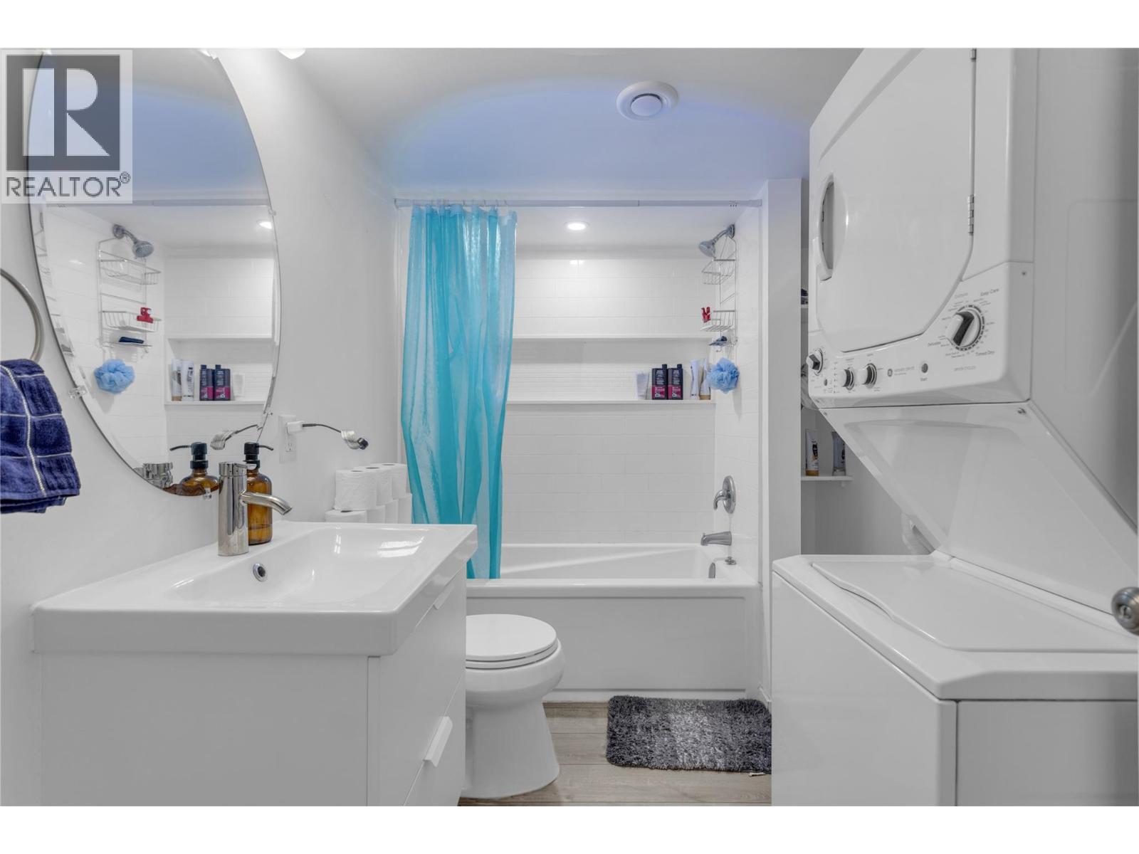 705 Stoltz Court, Kelowna, British Columbia  V1X 7X7 - Photo 31 - 10402852