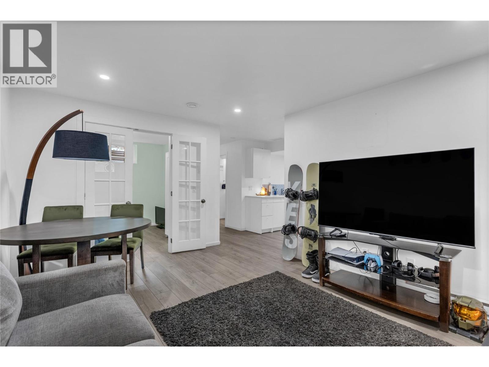 705 Stoltz Court, Kelowna, British Columbia  V1X 7X7 - Photo 33 - 10402852