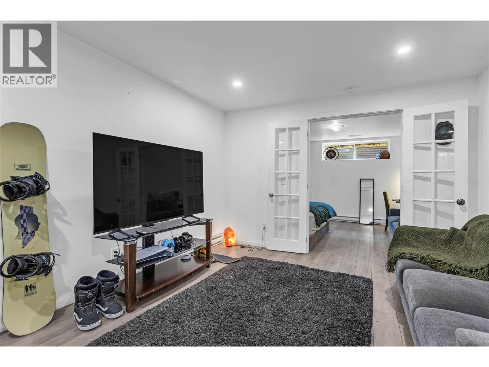 705 Stoltz Court, Kelowna, British Columbia  V1X 7X7 - Photo 34 - 10402852