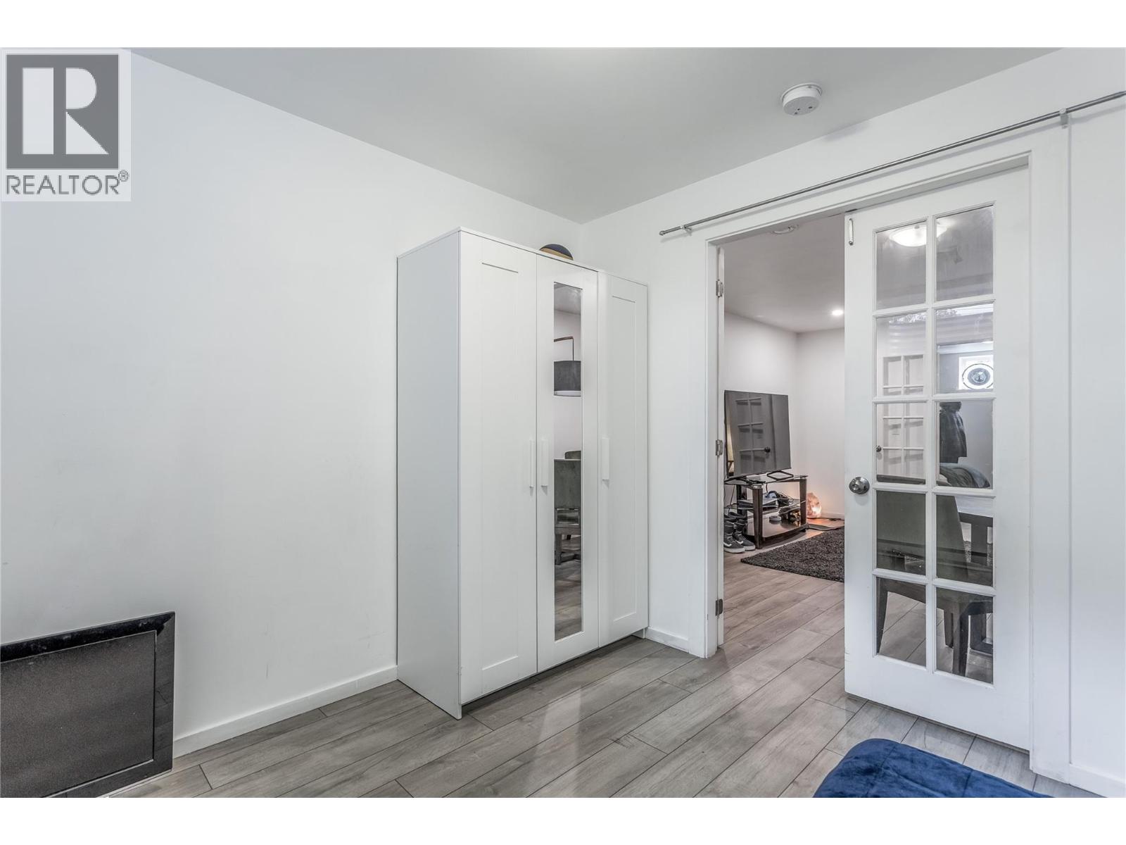 705 Stoltz Court, Kelowna, British Columbia  V1X 7X7 - Photo 37 - 10402852