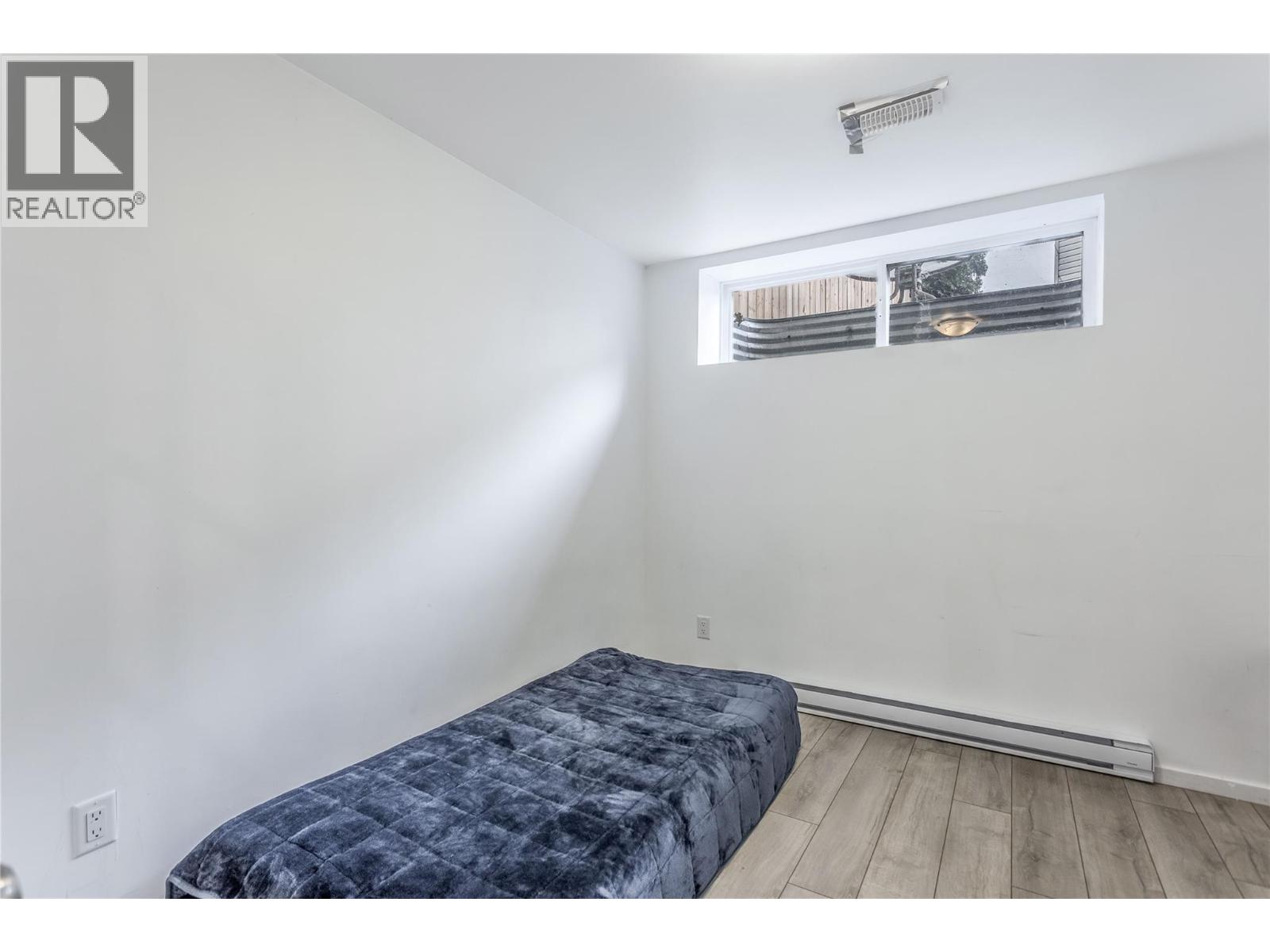 705 Stoltz Court, Kelowna, British Columbia  V1X 7X7 - Photo 38 - 10402852