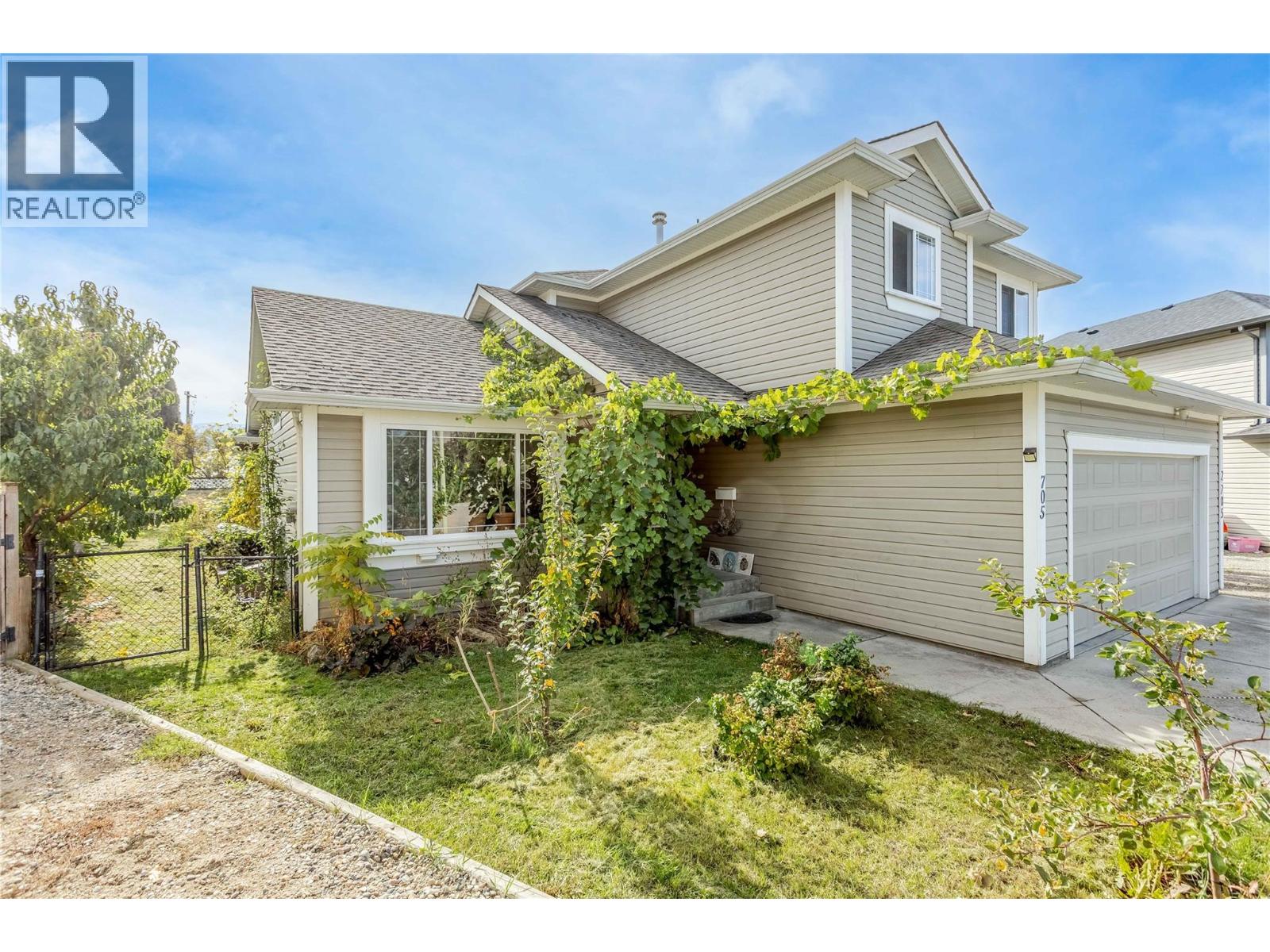 705 Stoltz Court, Kelowna, British Columbia  V1X 7X7 - Photo 4 - 10402852