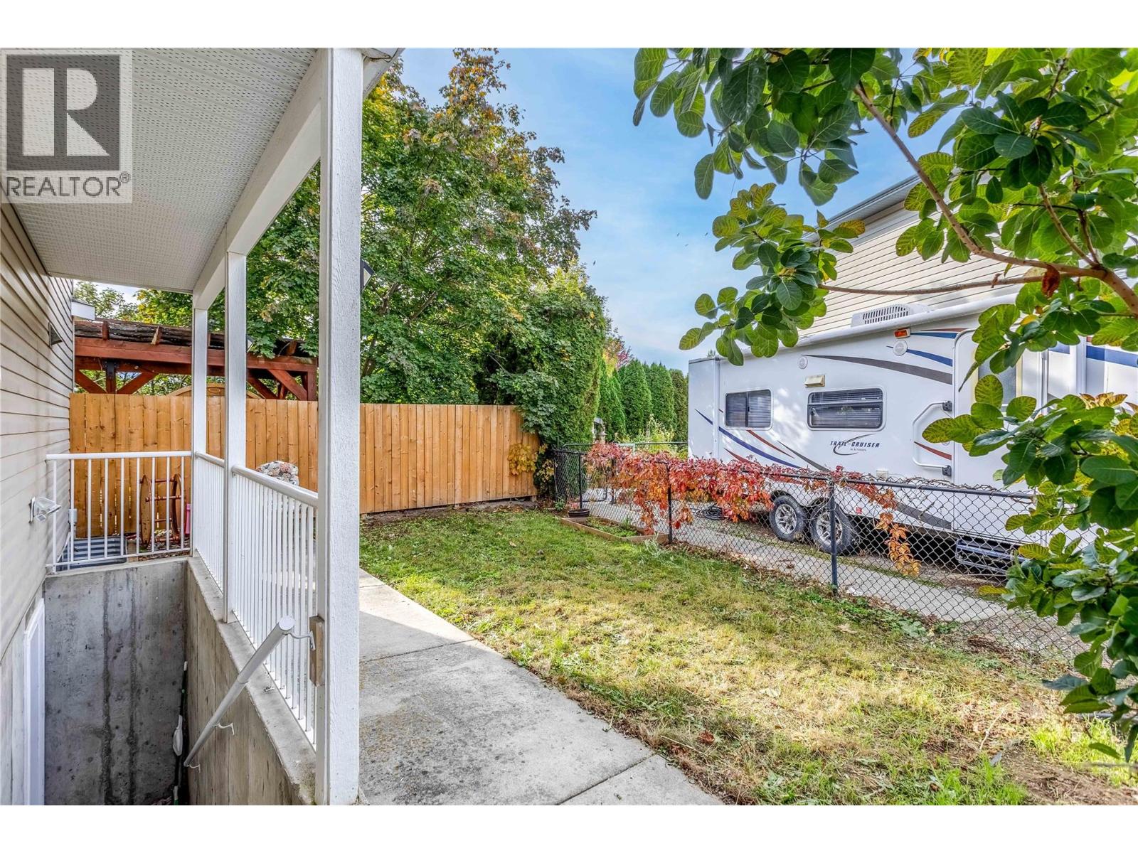 705 Stoltz Court, Kelowna, British Columbia  V1X 7X7 - Photo 40 - 10402852