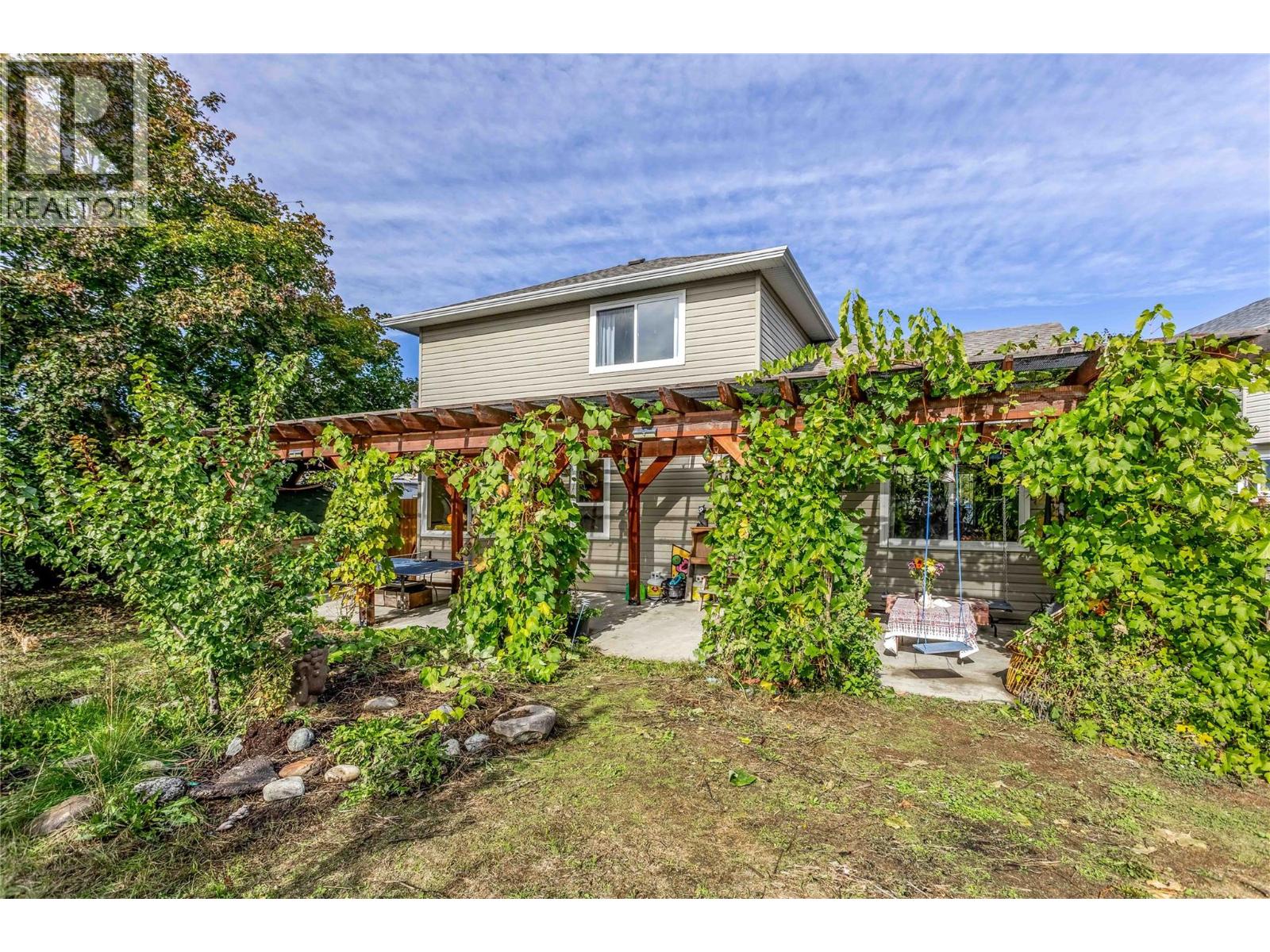 705 Stoltz Court, Kelowna, British Columbia  V1X 7X7 - Photo 42 - 10402852