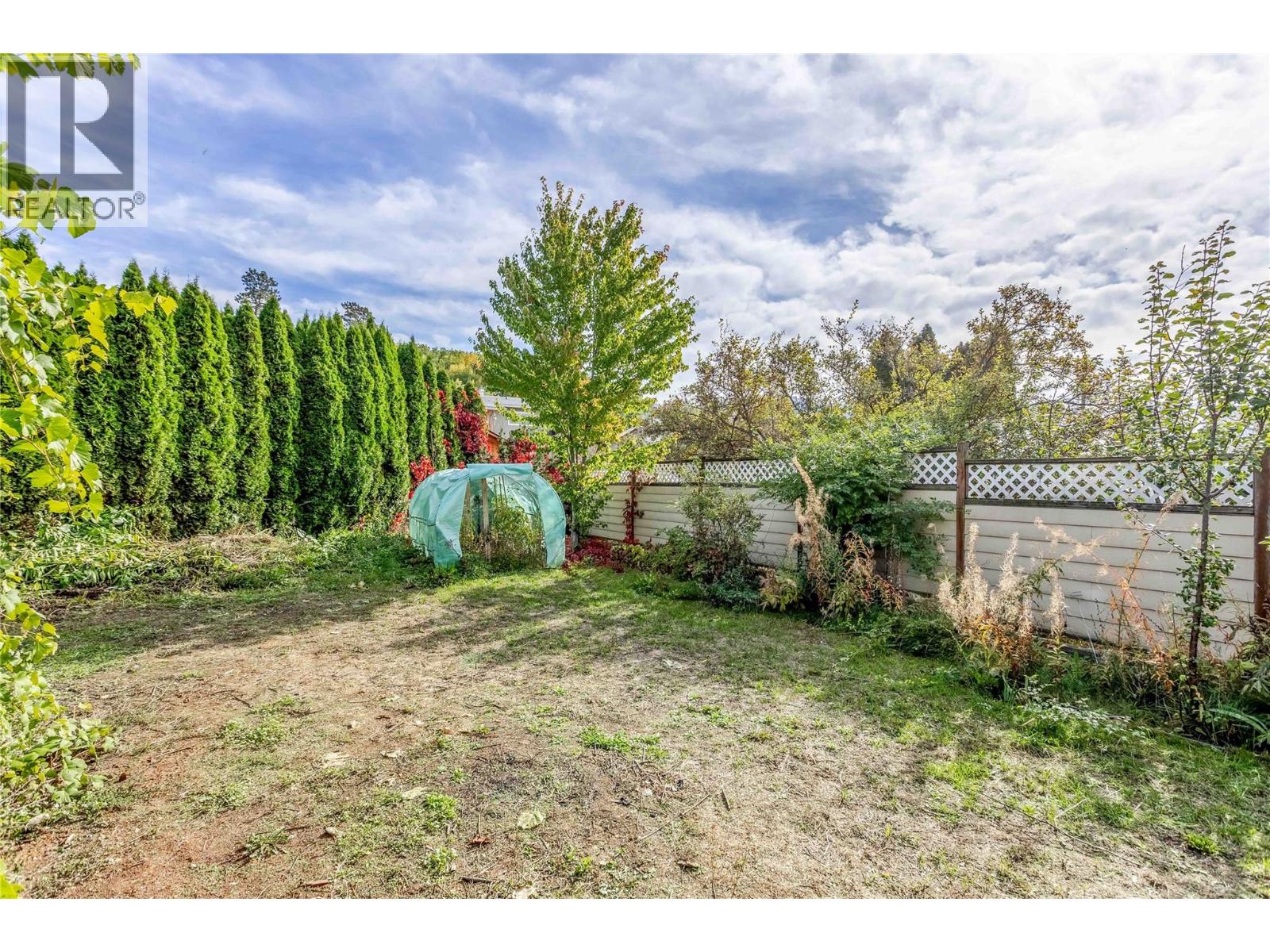 705 Stoltz Court, Kelowna, British Columbia  V1X 7X7 - Photo 46 - 10402852