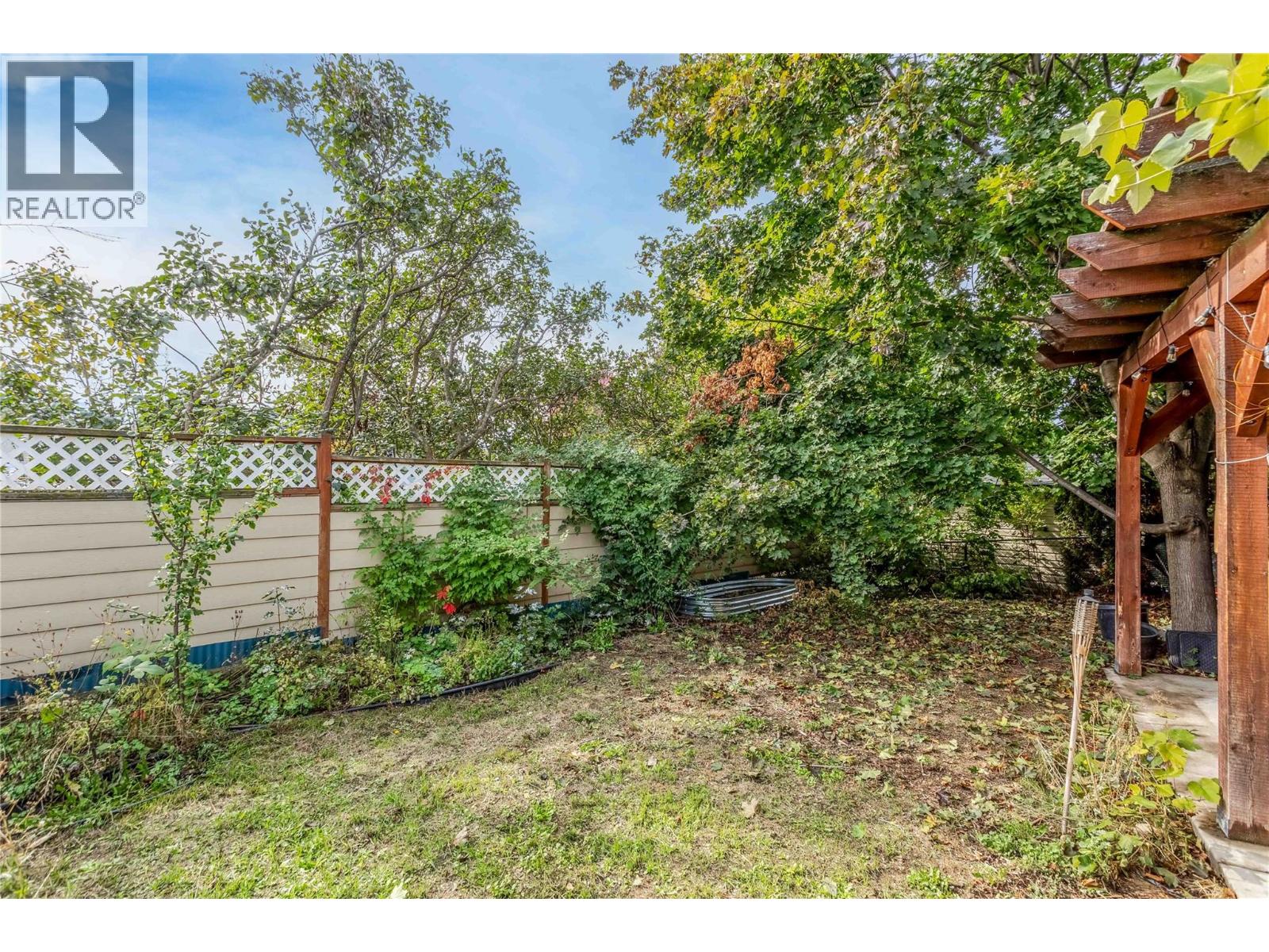 705 Stoltz Court, Kelowna, British Columbia  V1X 7X7 - Photo 49 - 10402852