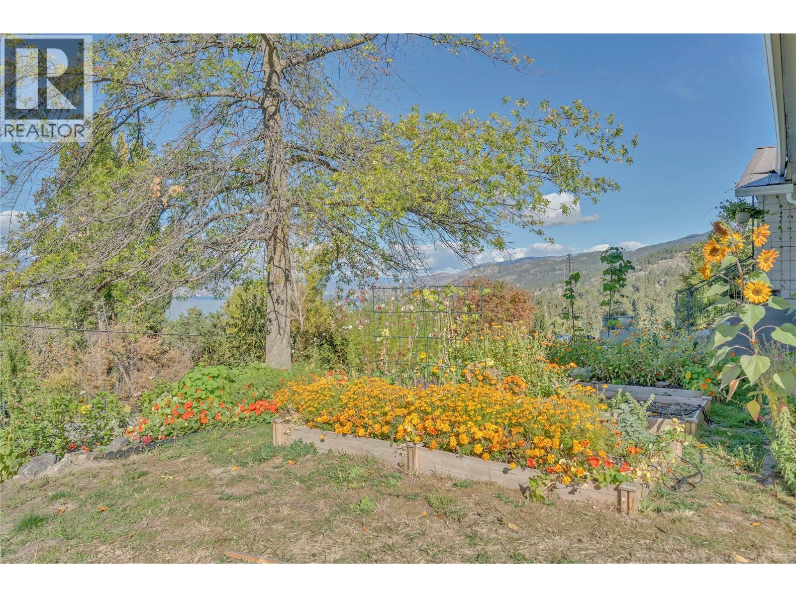 2864 Arawana Road, Naramata, British Columbia  V0H 1N1 - Photo 41 - 10402276