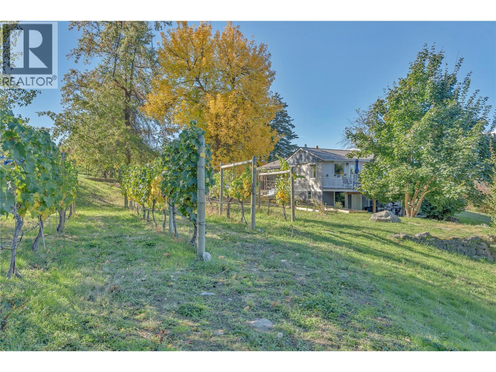 2864 Arawana Road, Naramata, British Columbia  V0H 1N1 - Photo 45 - 10402276
