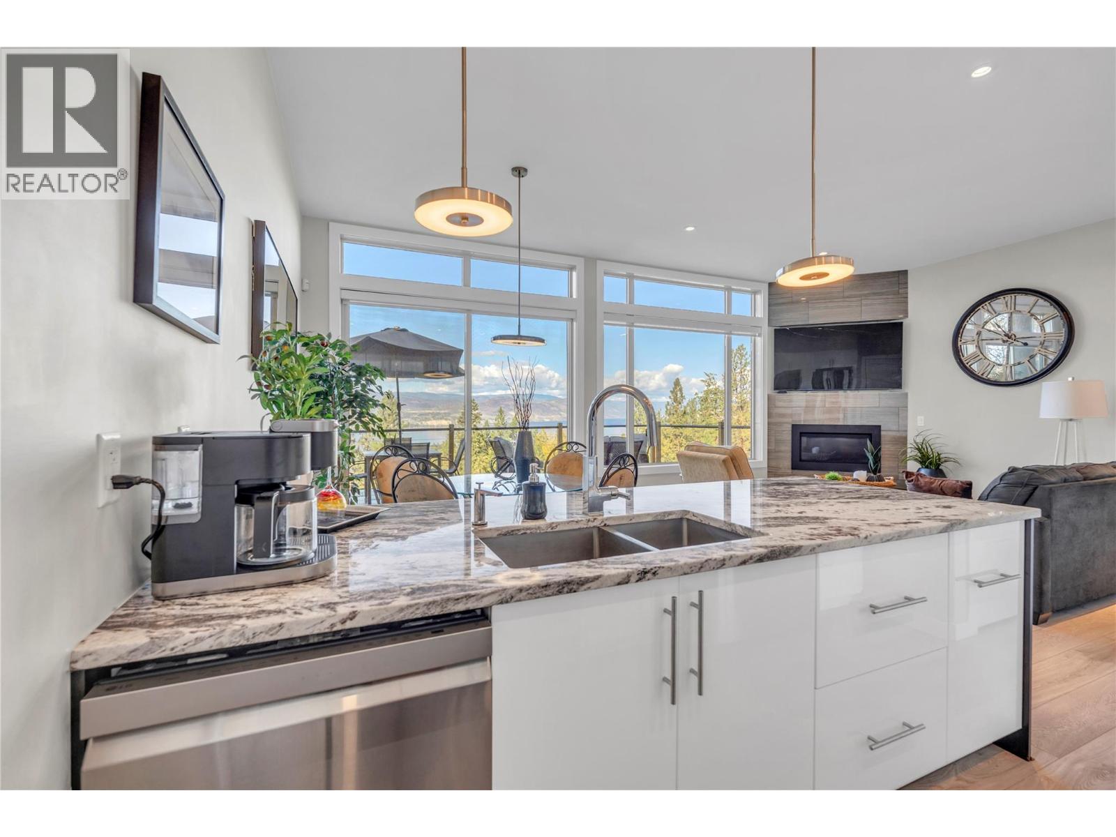 2864 Arawana Road, Naramata, British Columbia  V0H 1N1 - Photo 61 - 10402273