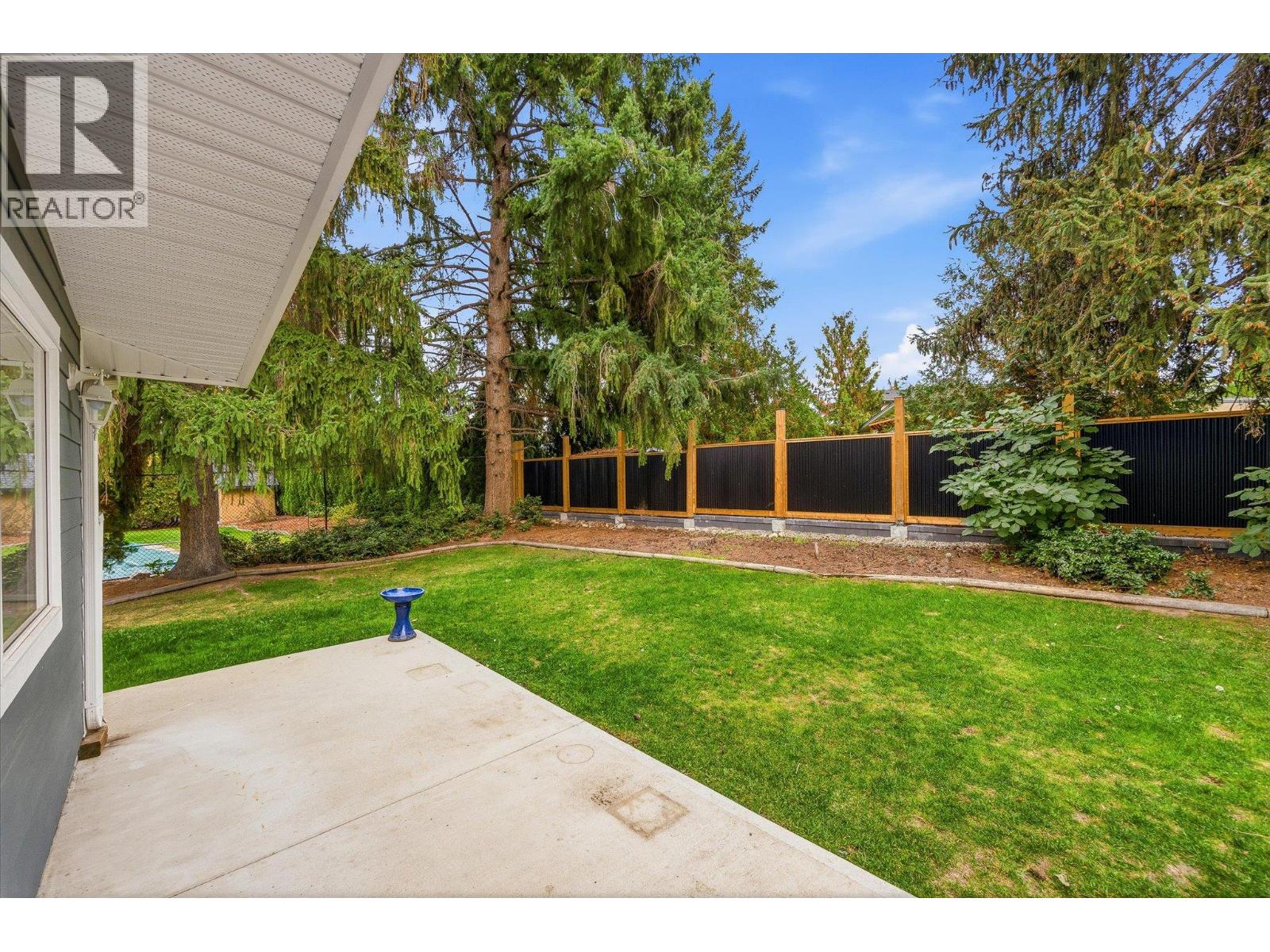 4583 Bonjou Road, Kelowna, British Columbia  V1W 1M7 - Photo 15 - 10401303