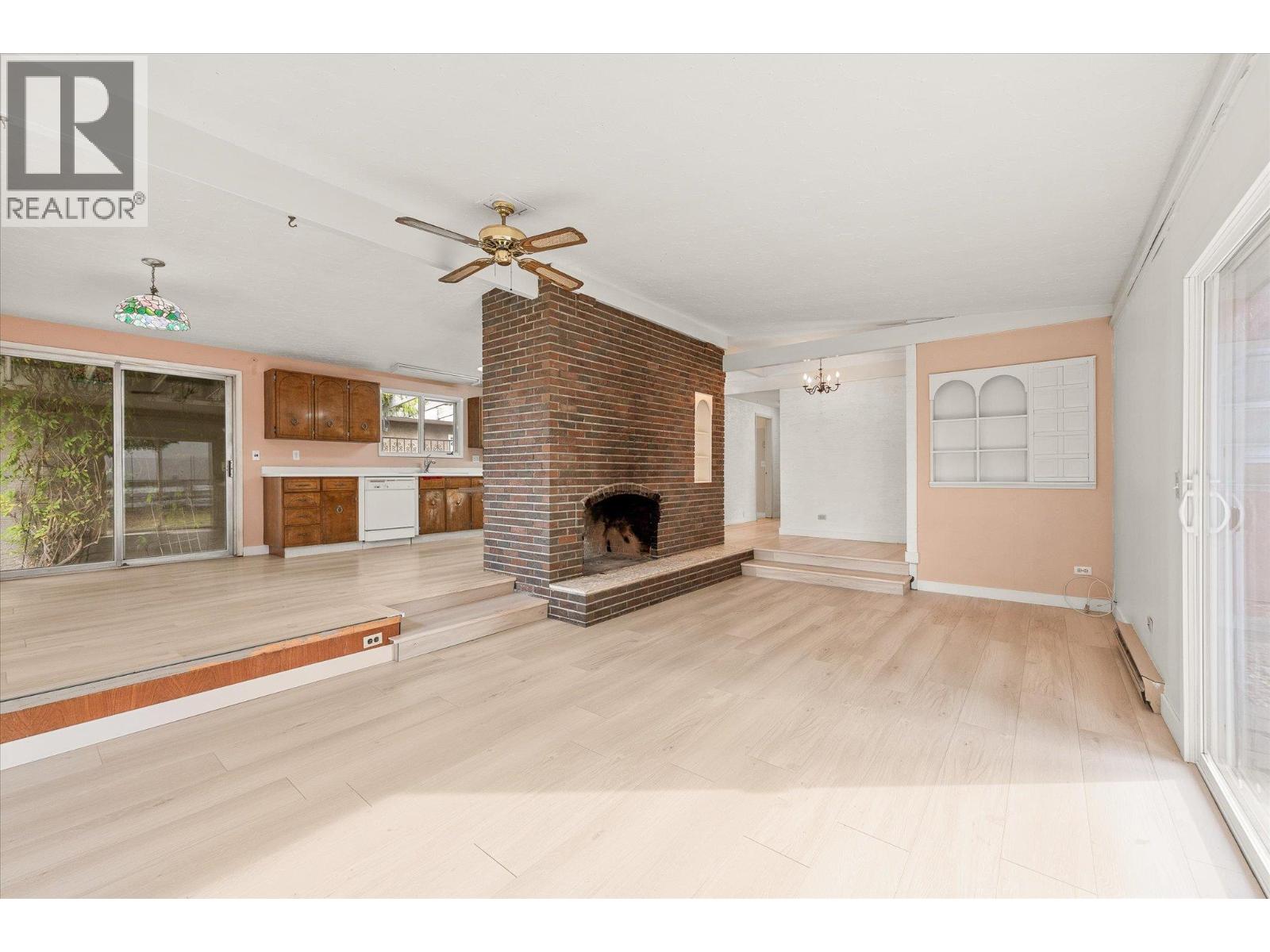 4583 Bonjou Road, Kelowna, British Columbia  V1W 1M7 - Photo 31 - 10401303
